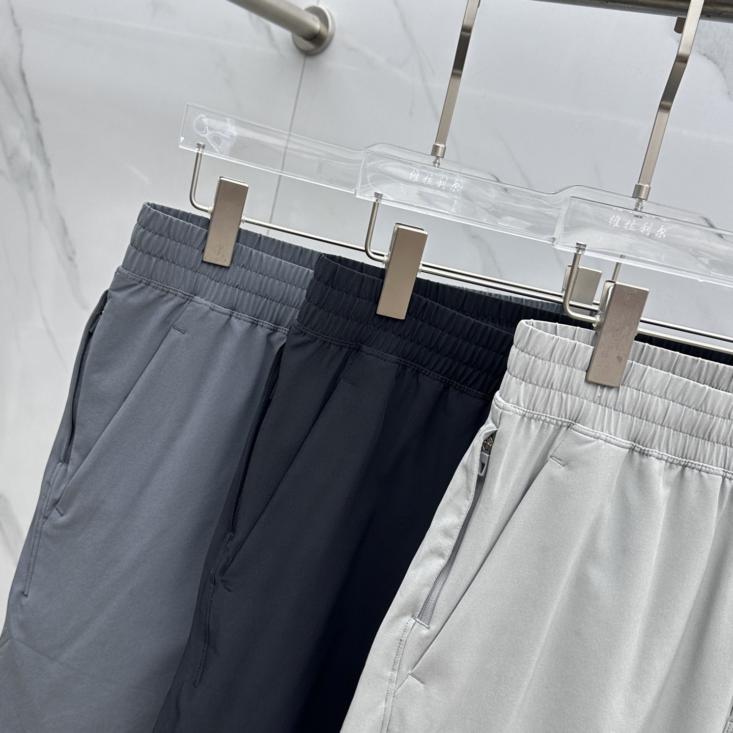  🆕ARC*始祖鸟 2025春夏季新款男士速干短裤户外休闲，最休闲的时尚美学，原版裤型上身休闲百搭、随性