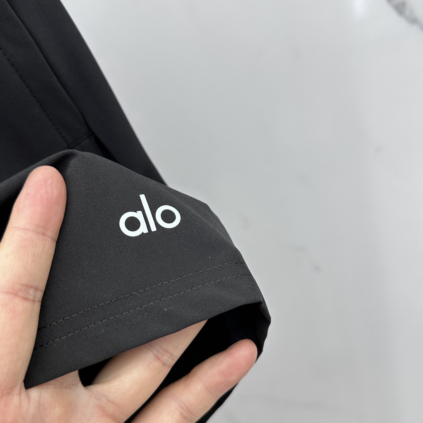 “2025 Summer New Jog-Dry Shorts: Leisurely Fashion with Advanced Fabrics and Tailoring” - 图片 6