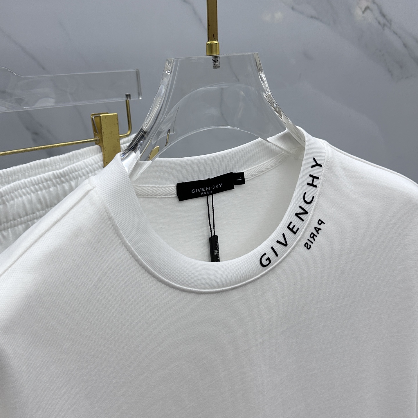  🆕Gvc*纪梵希 2025春夏最新款套装，男女款👫 贸易公司渠道稀出，同步官网发售！基本每一季都会有它