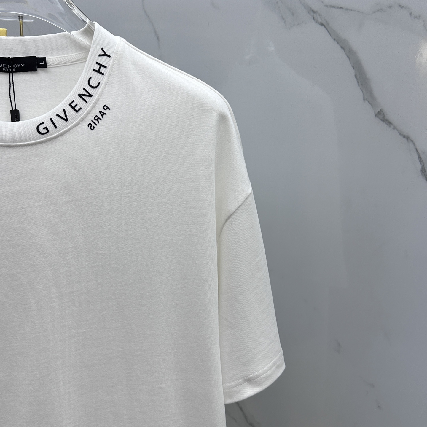  🆕Gvc*纪梵希 2025春夏最新款套装，男女款👫 贸易公司渠道稀出，同步官网发售！基本每一季都会有它