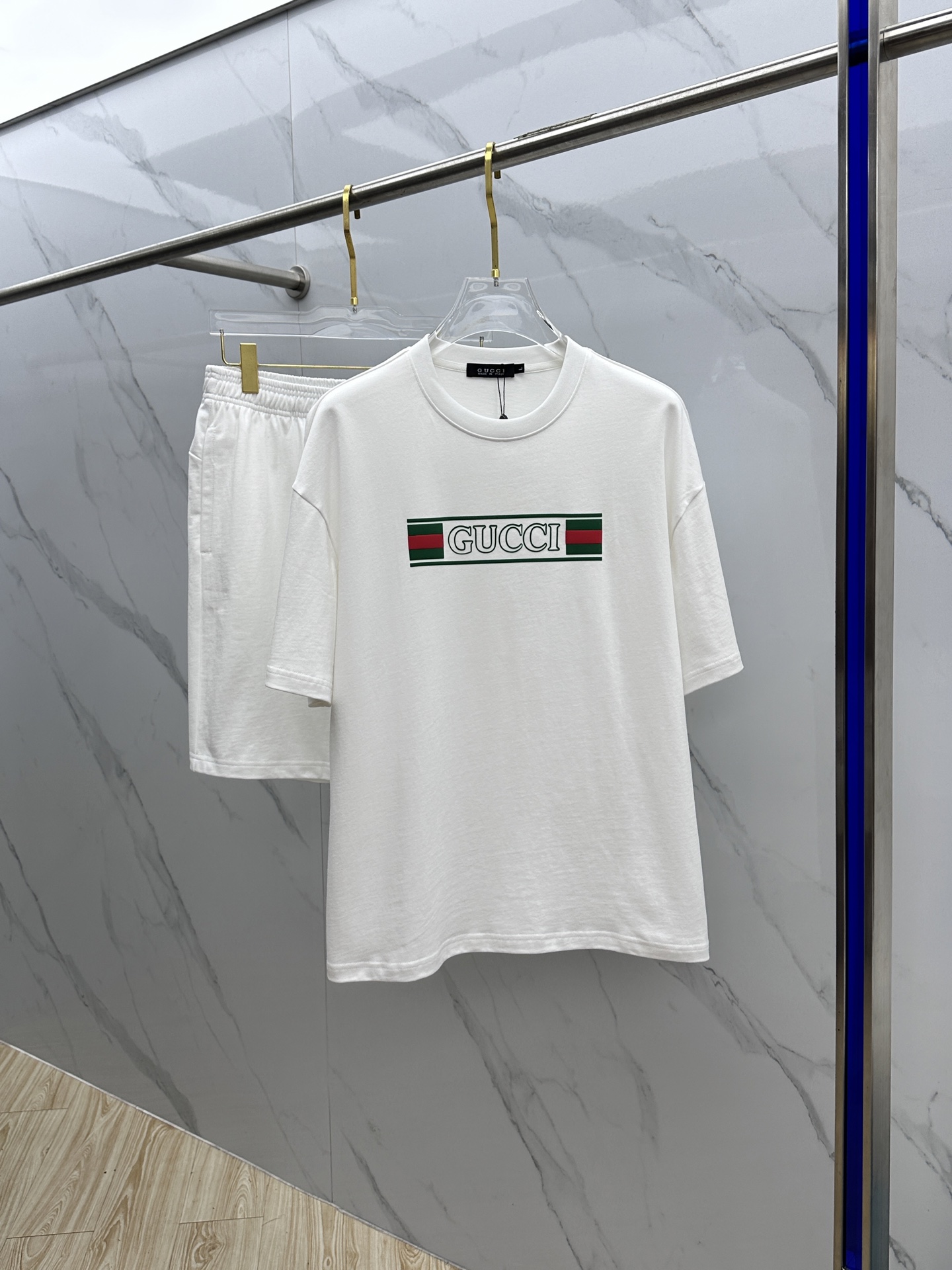  🆕Guc*古驰 2025春夏最新款套装，男女款👫 贸易公司渠道稀出，同步官网发售！基本每一季都会有它的