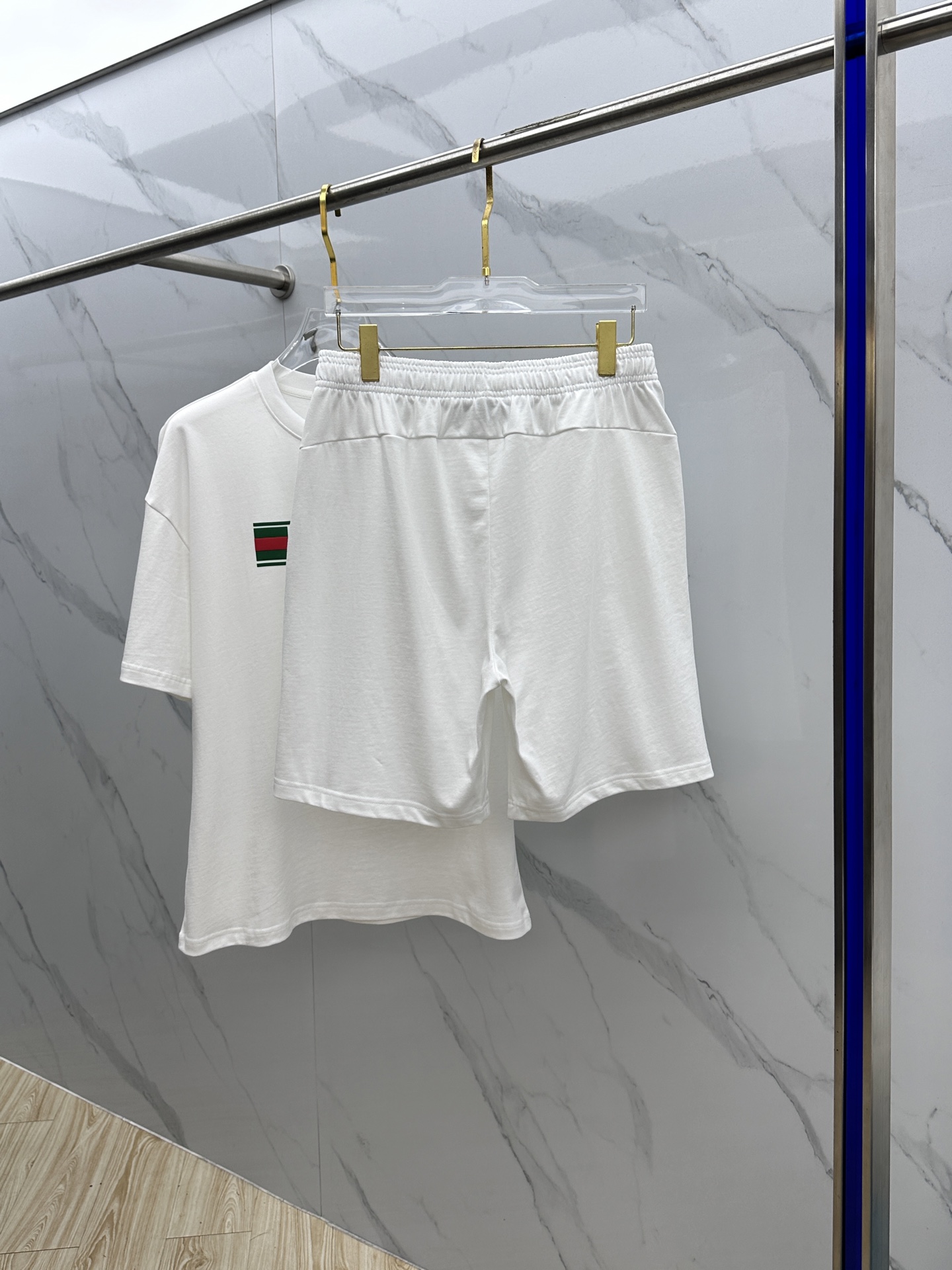  🆕Guc*古驰 2025春夏最新款套装，男女款👫 贸易公司渠道稀出，同步官网发售！基本每一季都会有它的