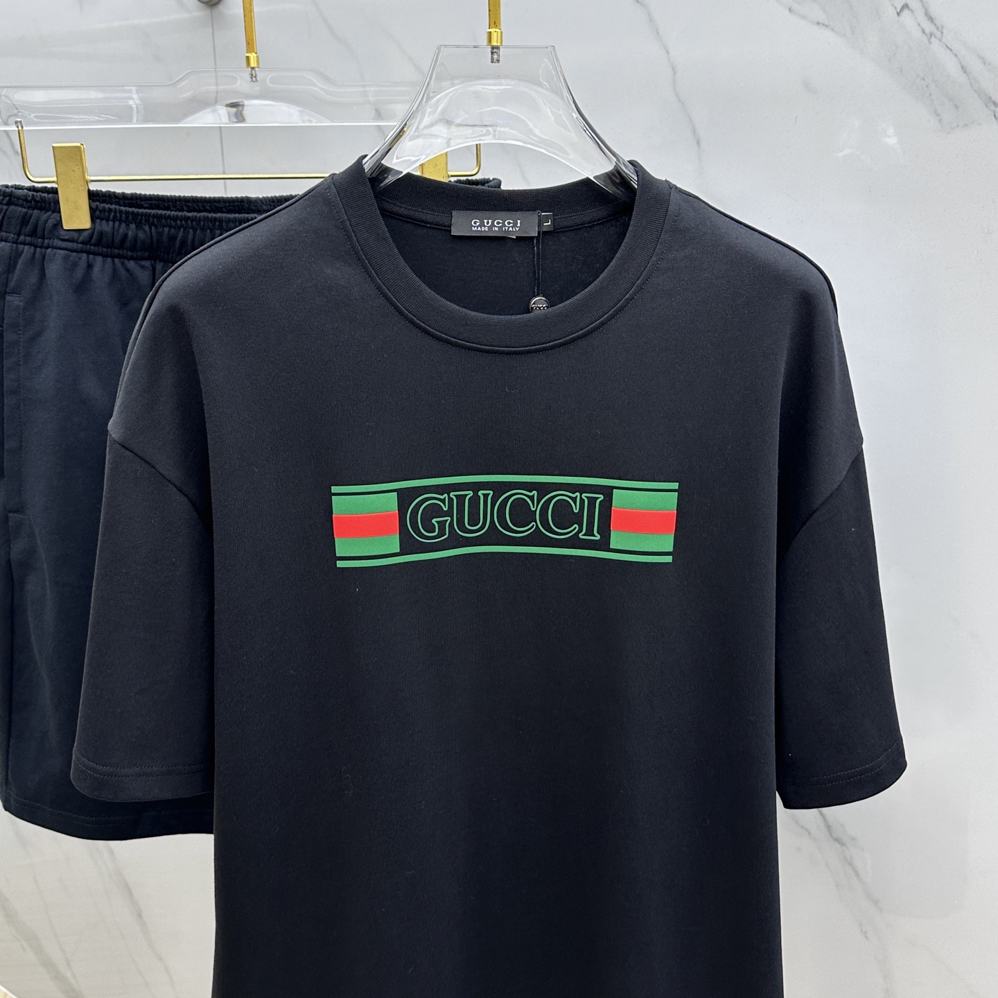  🆕Guc*古驰 2025春夏最新款套装，男女款👫 贸易公司渠道稀出，同步官网发售！基本每一季都会有它的