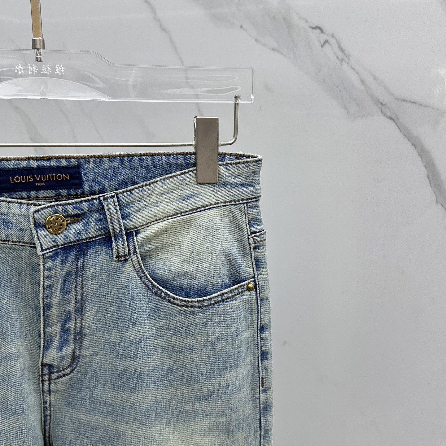  🆕1V*路易威登 🔥高端定制、2025早春最新款牛仔裤 柜台同步发售 原版定制复刻 客供五金辅料 原单