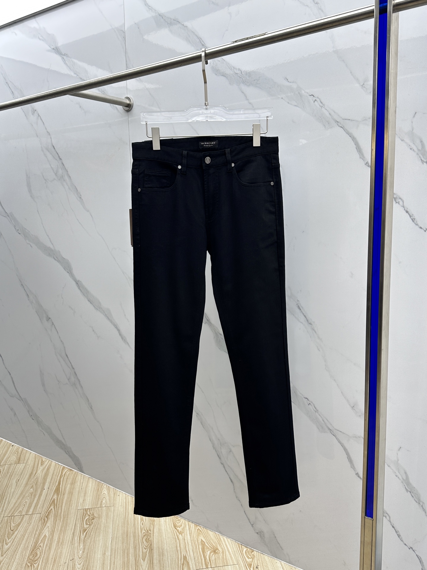 🆕BBR*巴宝莉 🔥高端定制、2025早春最新款牛仔裤 柜台同步发售 原版定制复刻 客供五金辅料 原单品