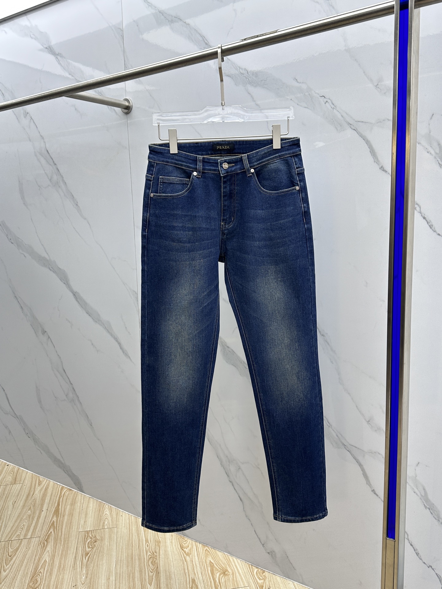 🆕Prad·普拉达 🔥高端定制、2025早春最新款牛仔裤 柜台同步发售 原版定制复刻 客供五金辅料 原单