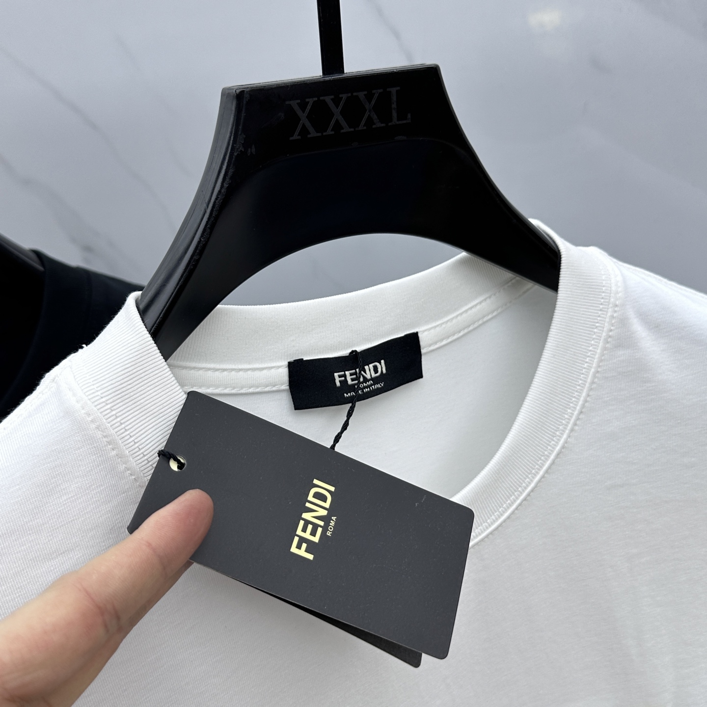  🆕Fendi*芬迪 2025FW春夏新品圆领打底外穿T恤，立体感logo常规半袖纯棉打底T恤，棉，手感