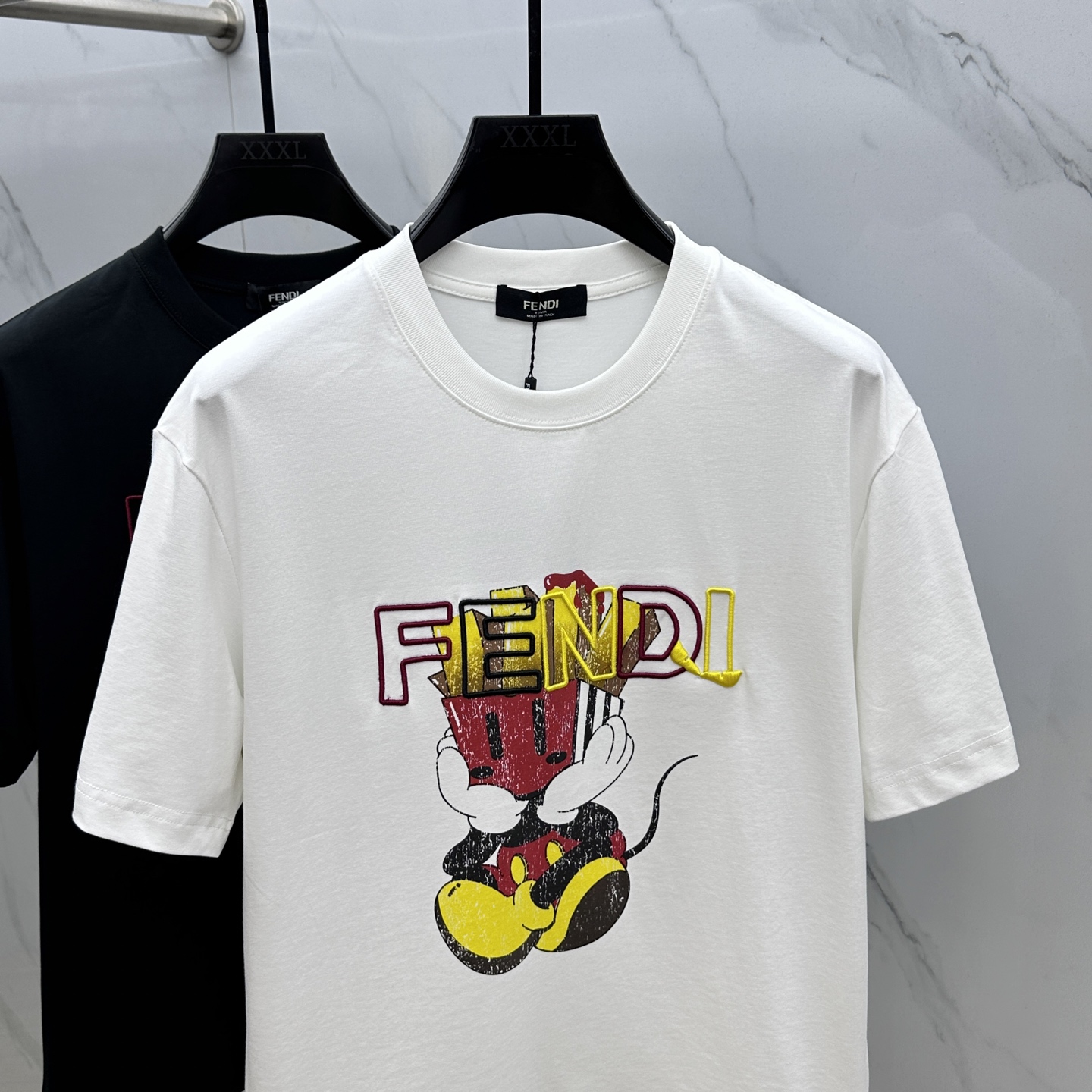  🆕Fendi*芬迪 2025FW春夏新品圆领打底外穿T恤，立体感logo常规半袖纯棉打底T恤，棉，手感
