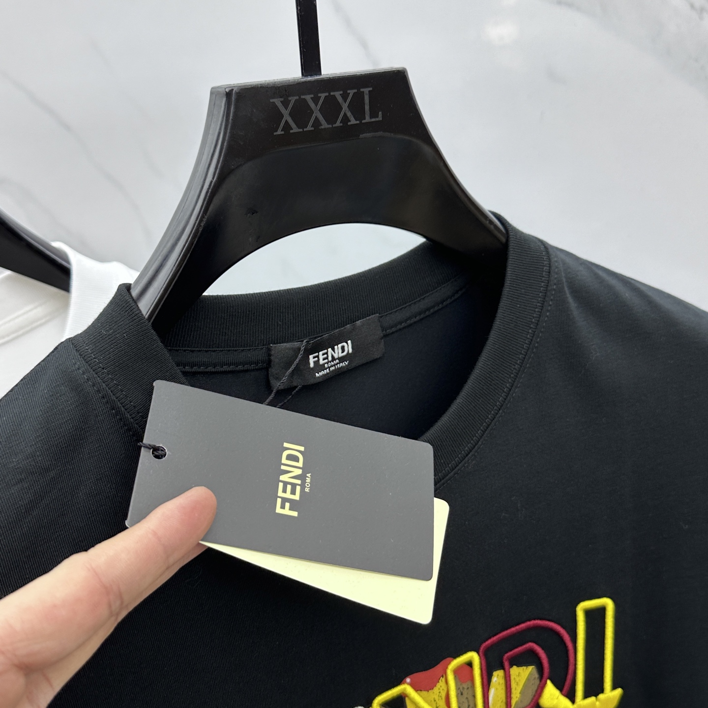  🆕Fendi*芬迪 2025FW春夏新品圆领打底外穿T恤，立体感logo常规半袖纯棉打底T恤，棉，手感