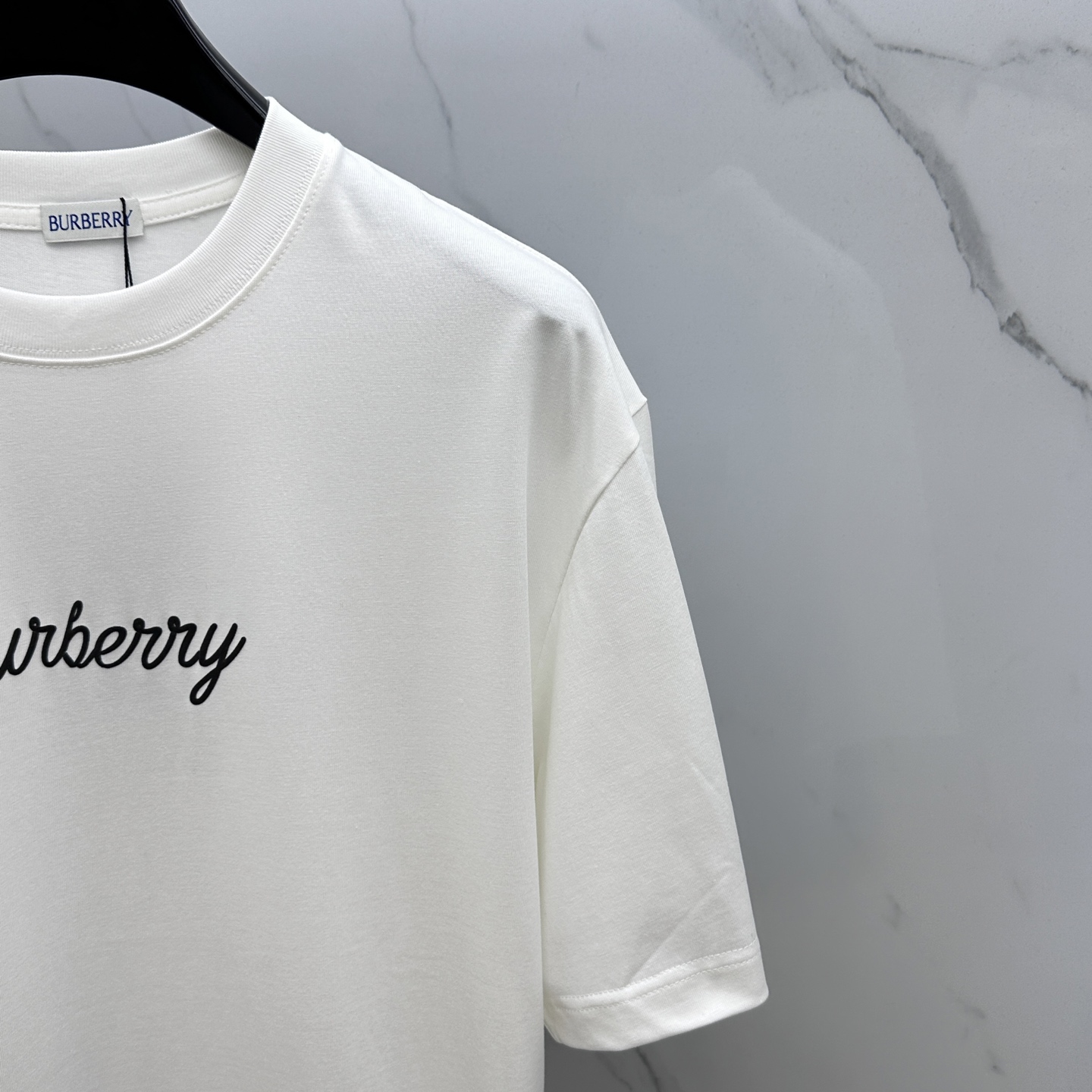  🆕Burberry*巴宝莉 2025FW春夏新品圆领打底外穿T恤，立体感logo常规半袖纯棉打底T恤，