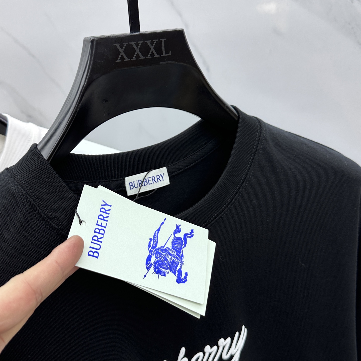  🆕Burberry*巴宝莉 2025FW春夏新品圆领打底外穿T恤，立体感logo常规半袖纯棉打底T恤，