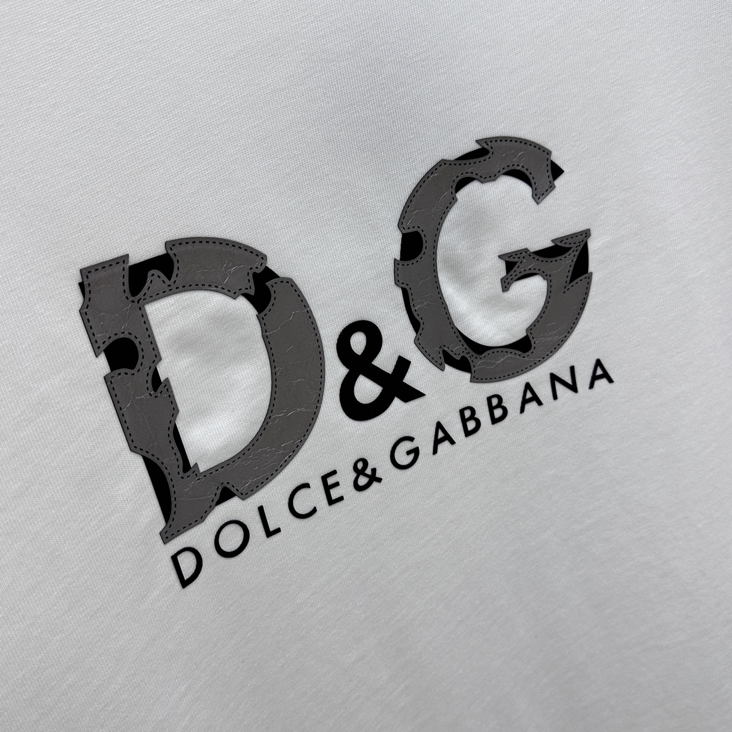  🆕DG*杜嘉班纳 2025春夏最新款套装，男女款👫 贸易公司渠道稀出，同步官网发售！基本每一季都会有它