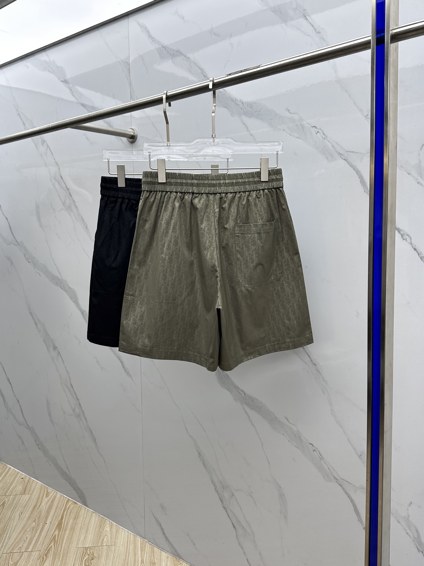  🆕Dior*迪奥 2025春夏季新款男士速干短裤户外休闲，最休闲的时尚美学，原版裤型上身休闲百搭、随性