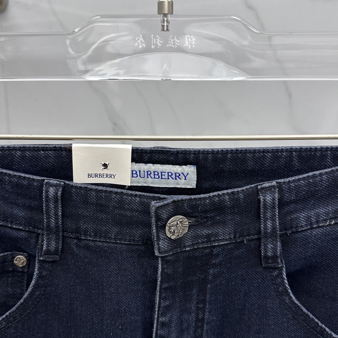 🆕Burberr*巴宝莉 🔥高端定制、2025早秋最新款牛仔裤 柜台同步发售 原版定制复刻 客供五金辅料