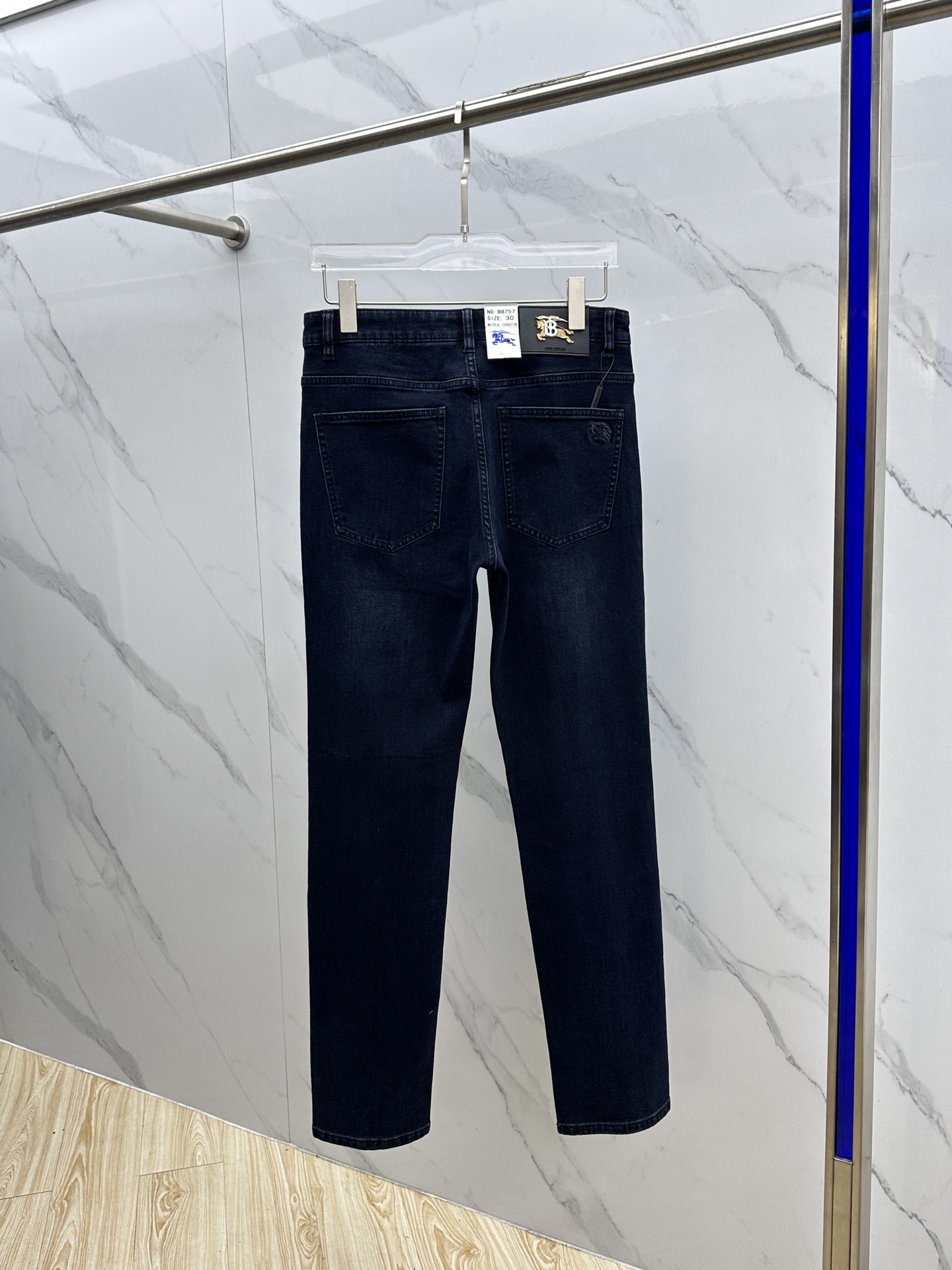 🆕Burberr*巴宝莉 🔥高端定制、2025早秋最新款牛仔裤 柜台同步发售 原版定制复刻 客供五金辅料