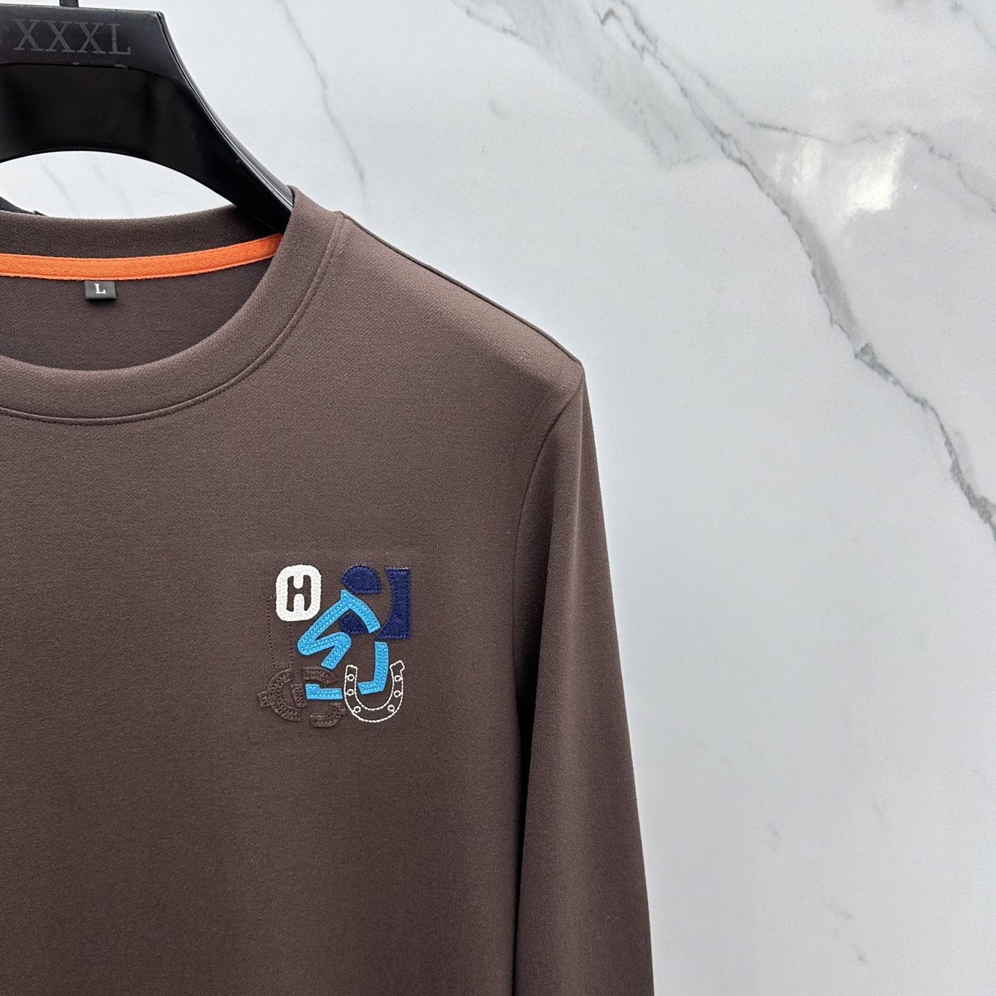 🆕HERMES*爱马仕 2025早秋新款首发专柜最新款长袖圆领羊毛T恤 高端订制 设计前卫时尚！品牌lo