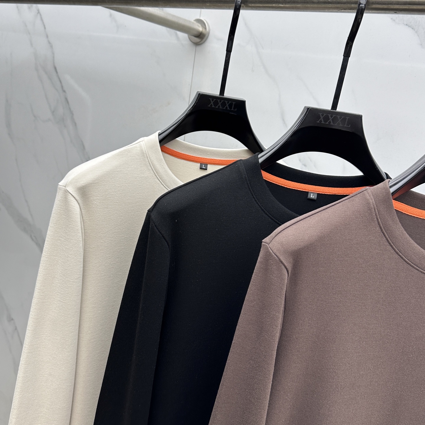 🆕HERMES*爱马仕 2025早秋新款首发专柜最新款长袖圆领羊毛T恤 高端订制 设计前卫时尚！品牌lo