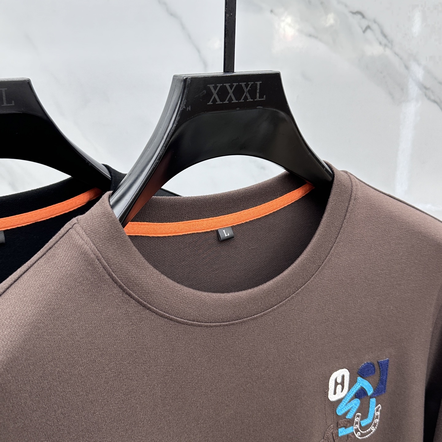 🆕HERMES*爱马仕 2025早秋新款首发专柜最新款长袖圆领羊毛T恤 高端订制 设计前卫时尚！品牌lo