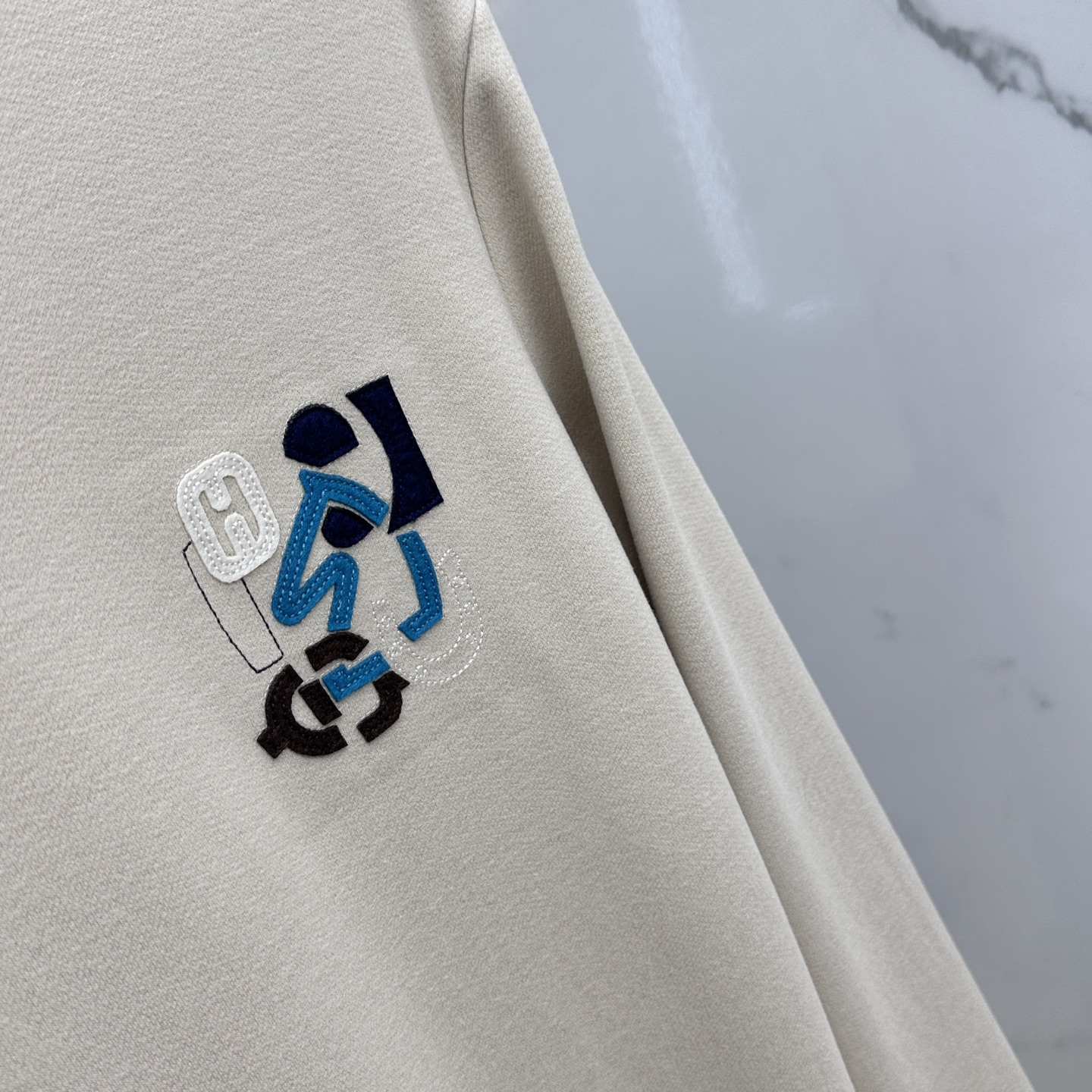 Hermes Long Sleeve Wool T-Shirt Round Neck Fashion Logo Design 6 i1753203841270 8604 0 5