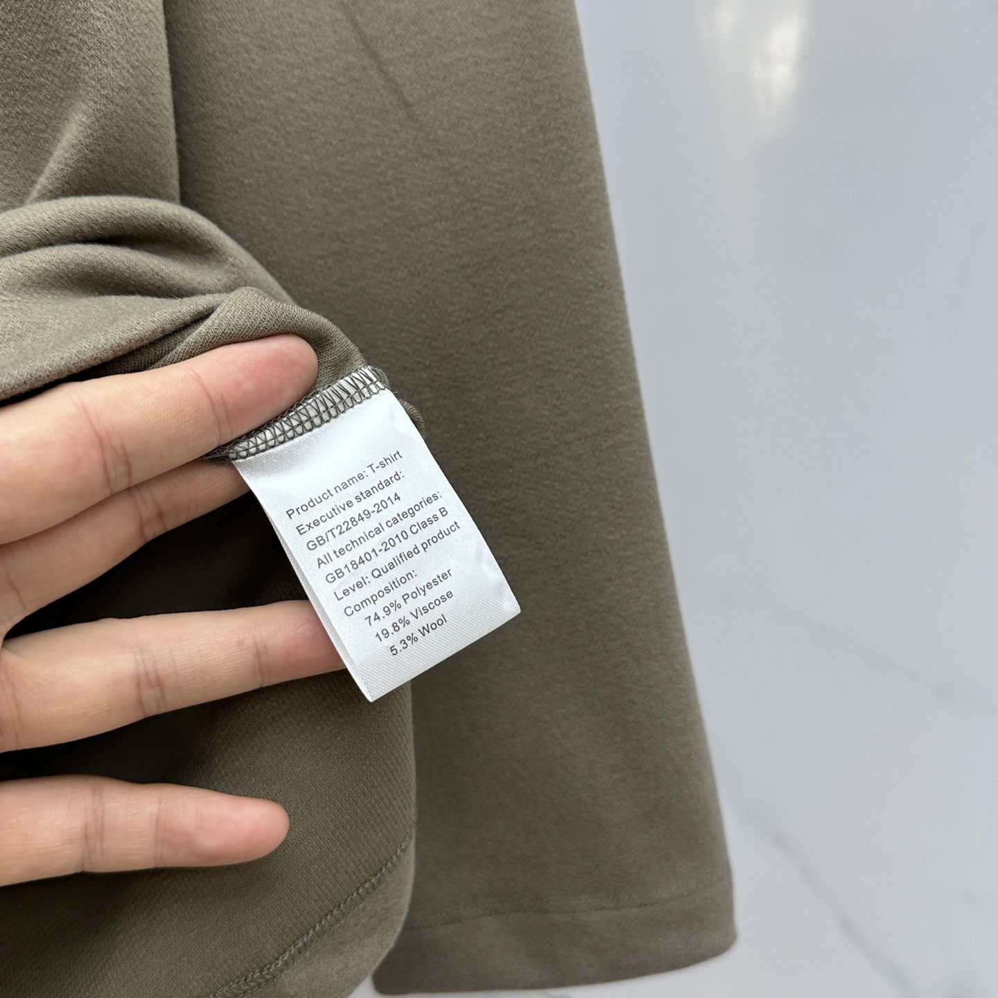 🆕Prad*普拉达 2025早秋新款首发专柜最新款长袖圆领羊毛T恤 高端订制 设计前卫时尚！品牌logo