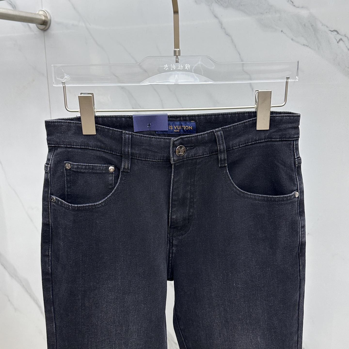 🆕1V*路易威登 🔥高端定制、2025早秋最新款牛仔裤 柜台同步发售 原版定制复刻 客供五金辅料 原单品