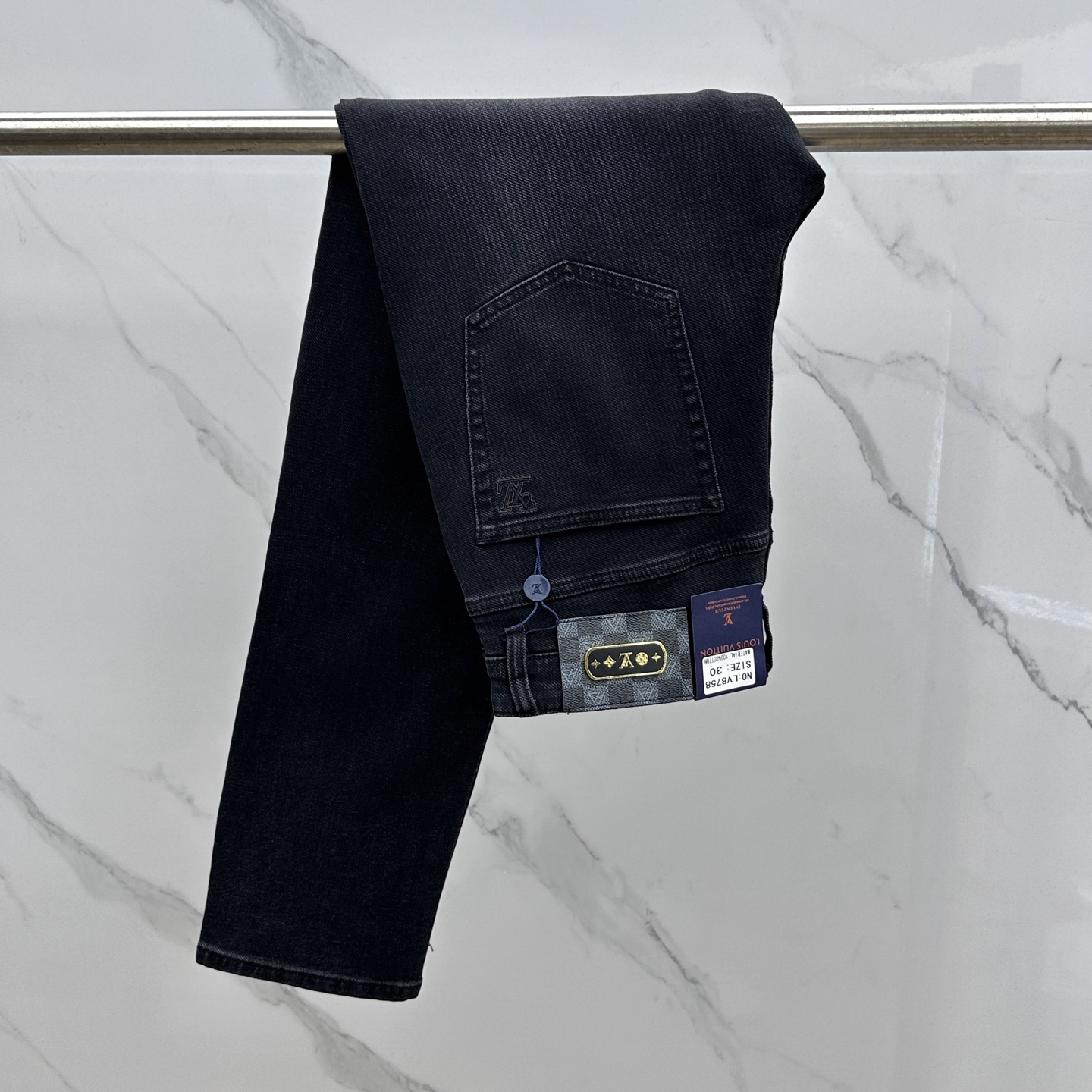 🆕1V*路易威登 🔥高端定制、2025早秋最新款牛仔裤 柜台同步发售 原版定制复刻 客供五金辅料 原单品