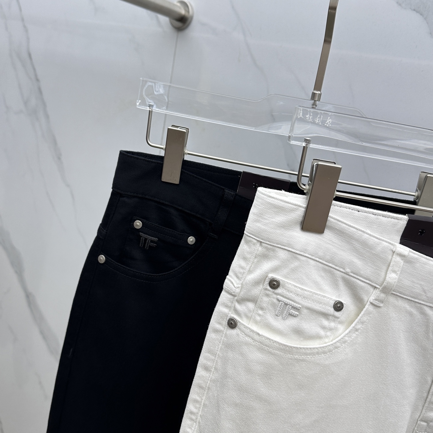 🆕TOM FORD🔥高端定制、2025早秋最新款牛仔裤 柜台同步发售 原版定制复刻 客供五金辅料 原单品