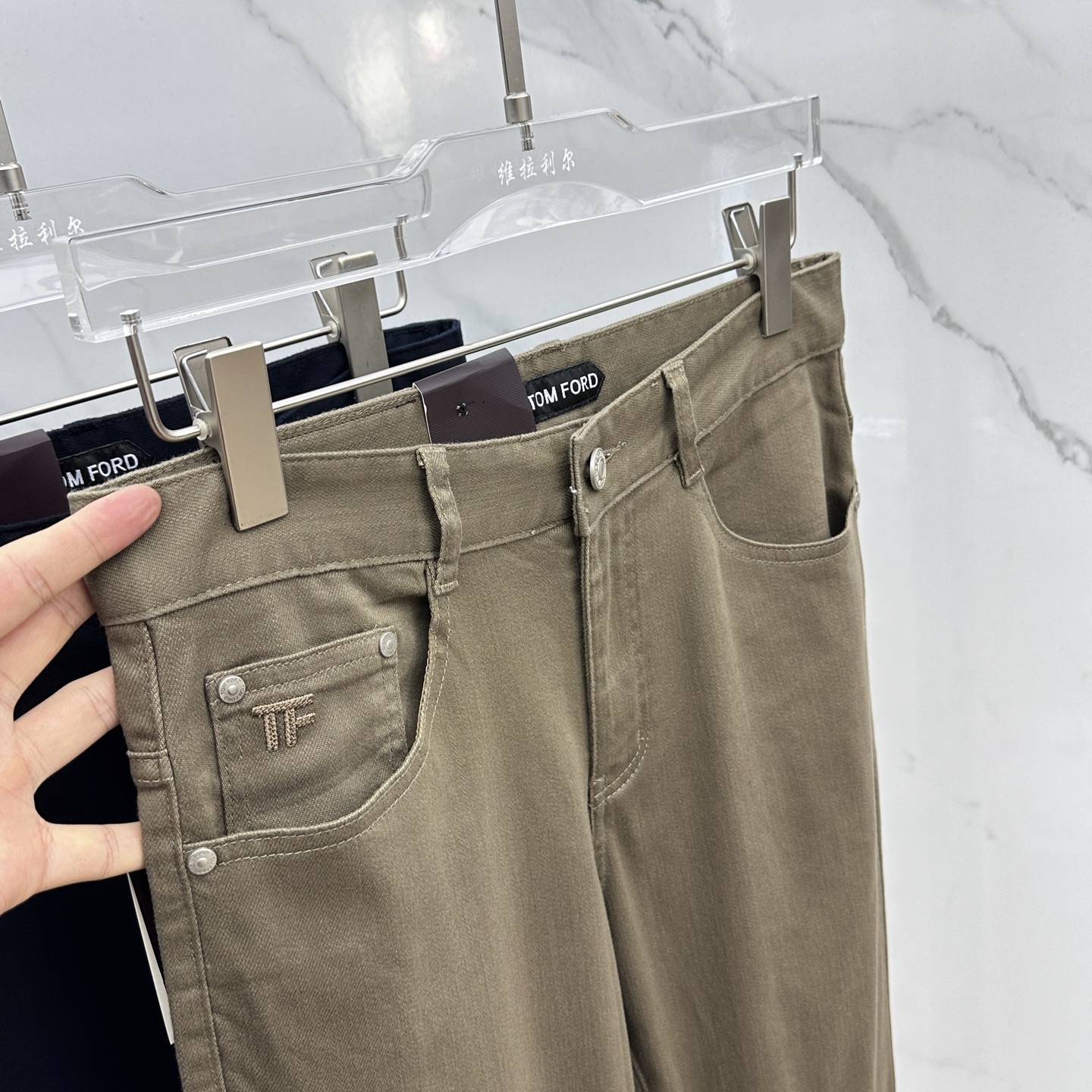 🆕TOM FORD🔥高端定制、2025早秋最新款牛仔裤 柜台同步发售 原版定制复刻 客供五金辅料 原单品