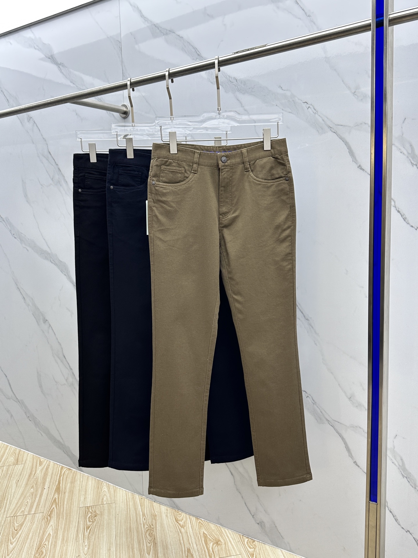 🆕BUR*巴宝莉 🔥高端定制、2025早秋最新款牛仔裤 柜台同步发售 原版定制复刻 客供五金辅料 原单品