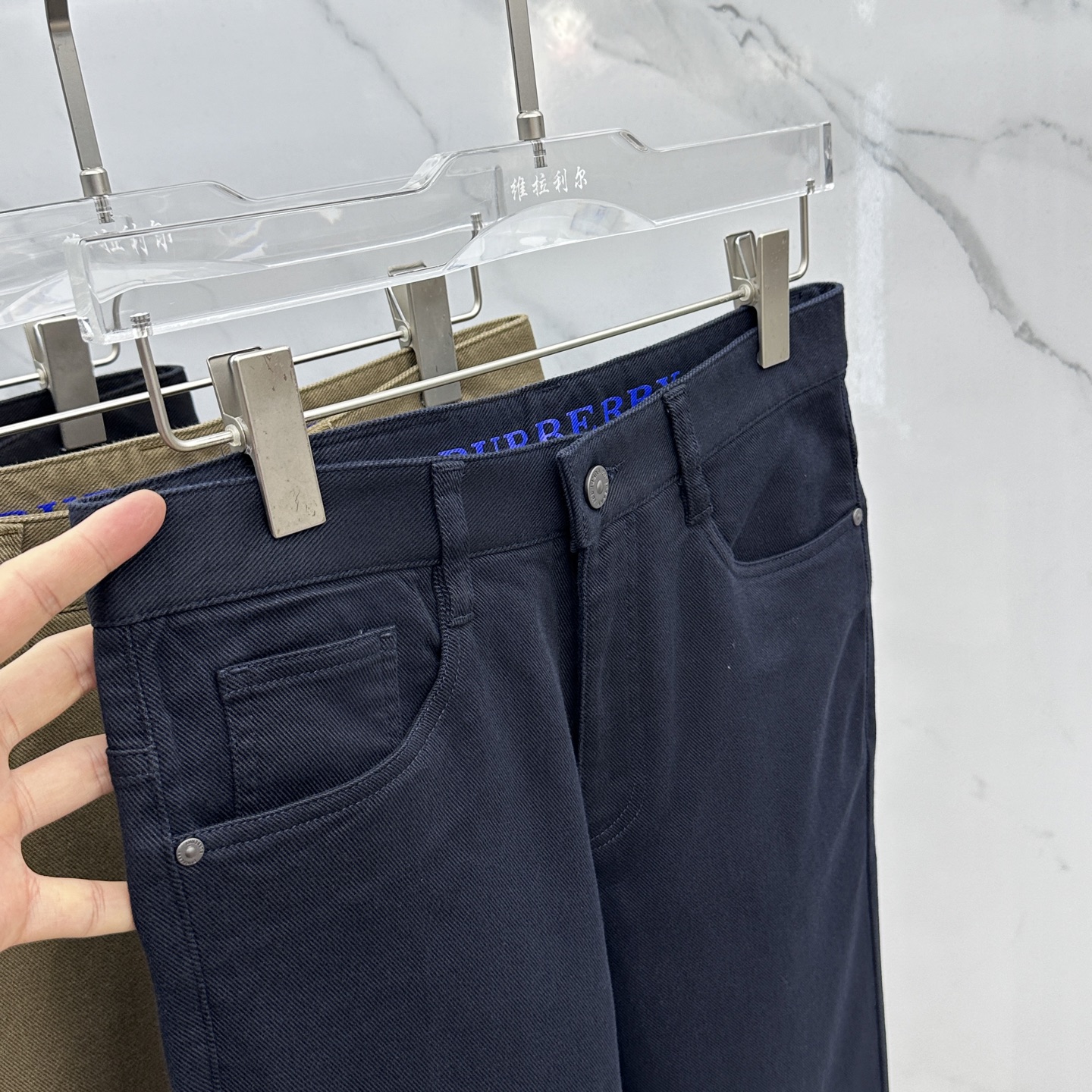 🆕BUR*巴宝莉 🔥高端定制、2025早秋最新款牛仔裤 柜台同步发售 原版定制复刻 客供五金辅料 原单品