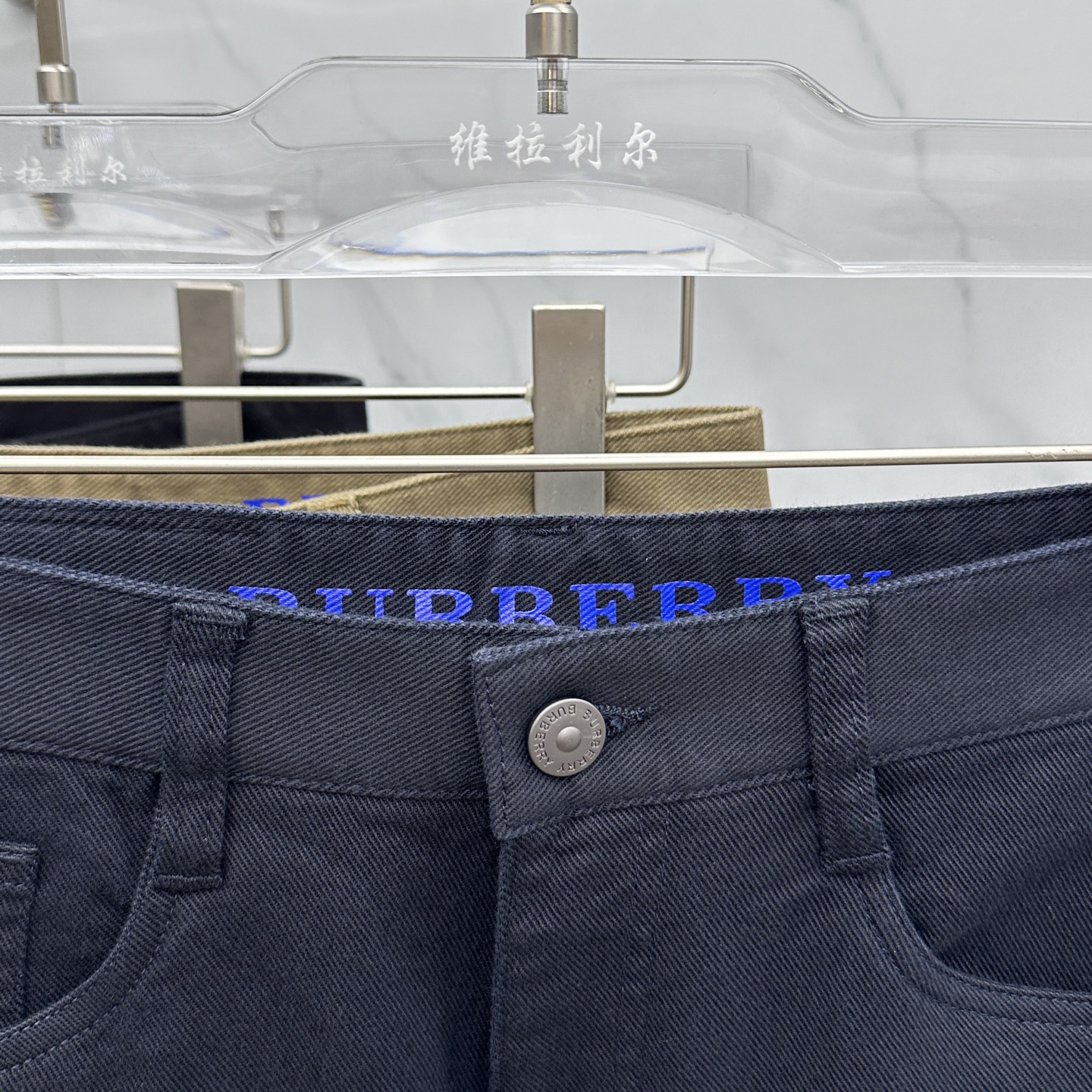 🆕BUR*巴宝莉 🔥高端定制、2025早秋最新款牛仔裤 柜台同步发售 原版定制复刻 客供五金辅料 原单品