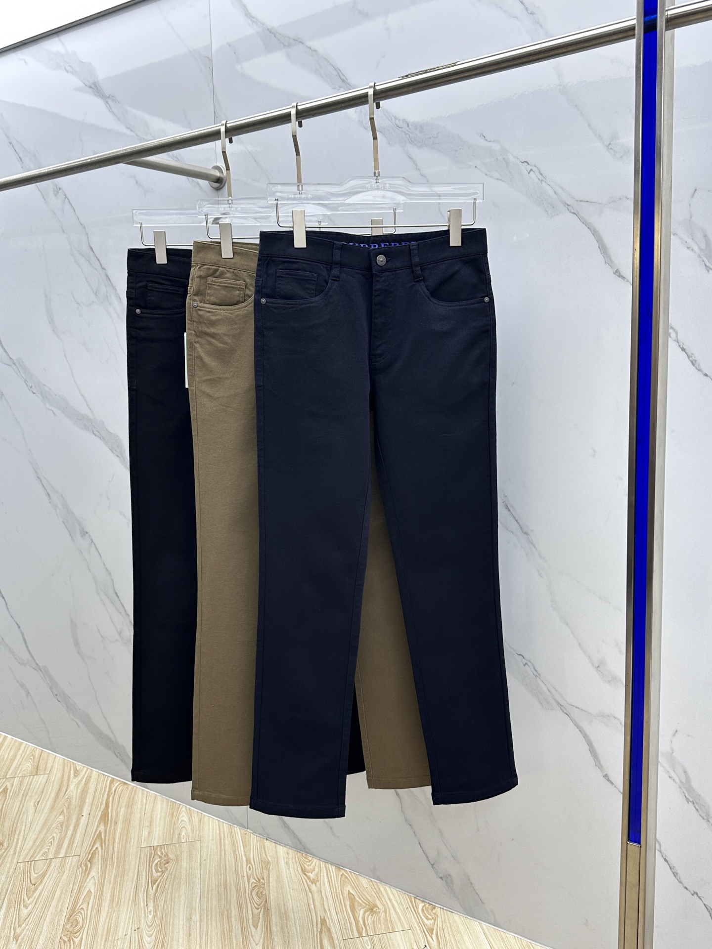 🆕BUR*巴宝莉 🔥高端定制、2025早秋最新款牛仔裤 柜台同步发售 原版定制复刻 客供五金辅料 原单品