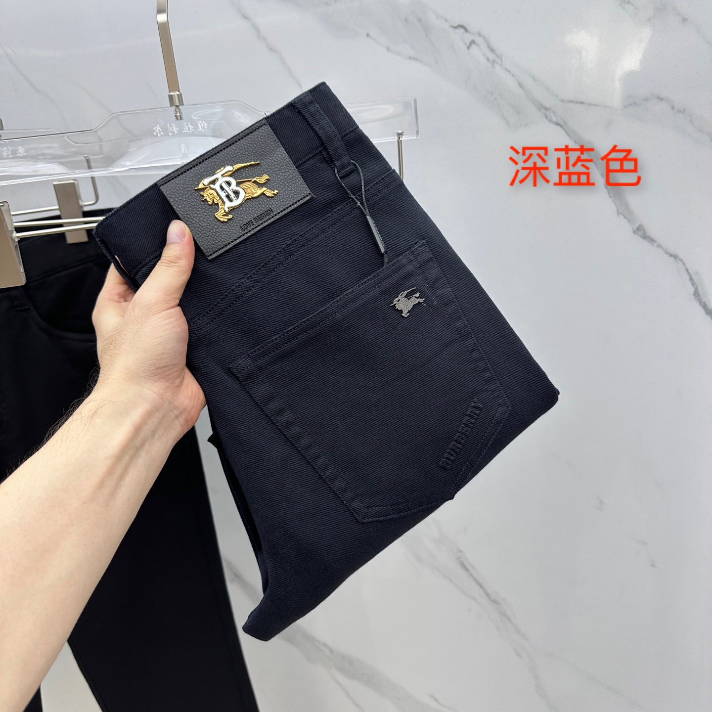 🆕BUR*巴宝莉 🔥高端定制、2025早秋最新款牛仔裤 柜台同步发售 原版定制复刻 客供五金辅料 原单品