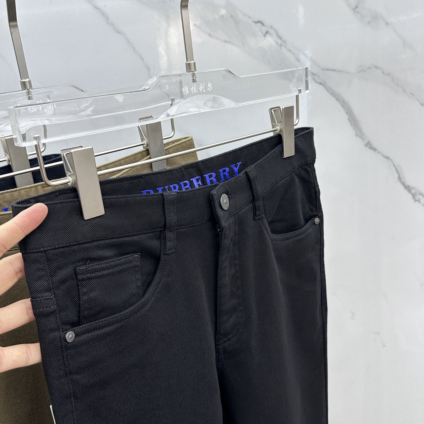 🆕BUR*巴宝莉 🔥高端定制、2025早秋最新款牛仔裤 柜台同步发售 原版定制复刻 客供五金辅料 原单品