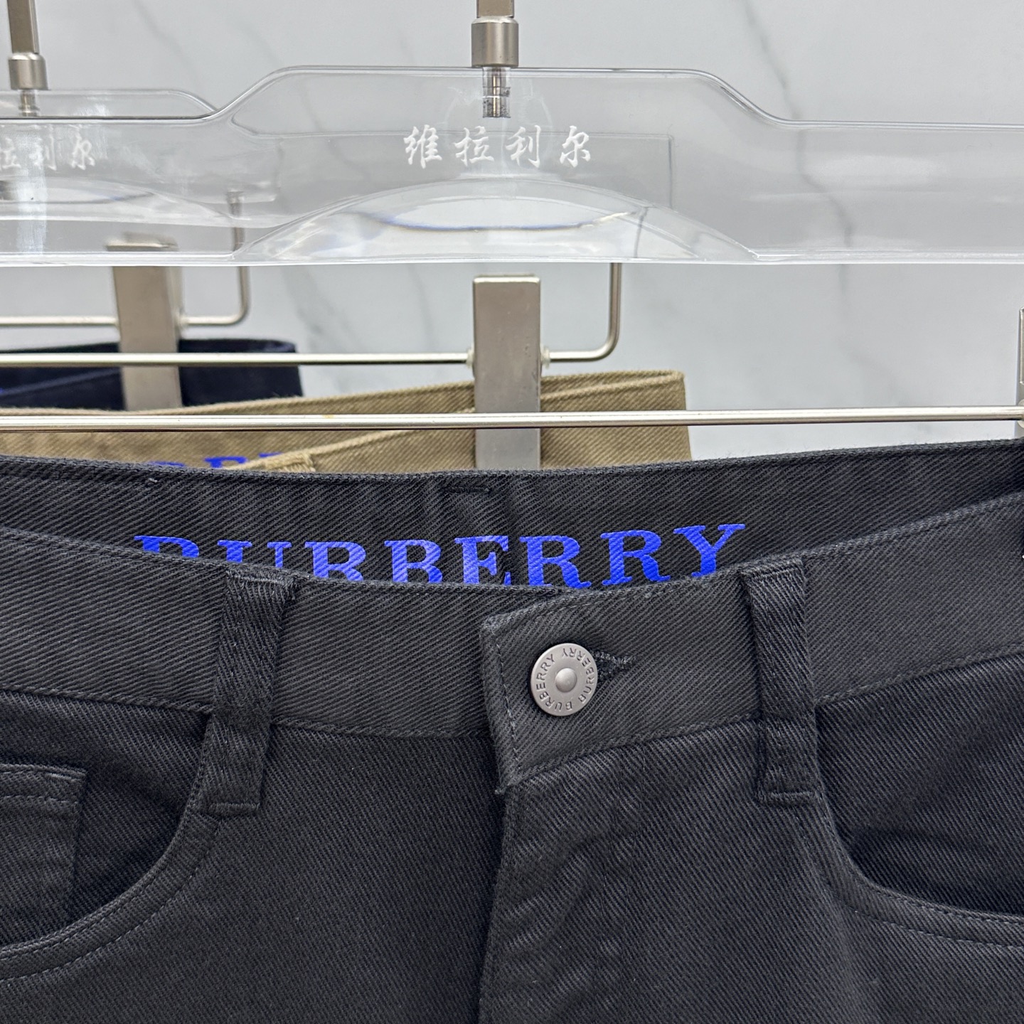 🆕BUR*巴宝莉 🔥高端定制、2025早秋最新款牛仔裤 柜台同步发售 原版定制复刻 客供五金辅料 原单品