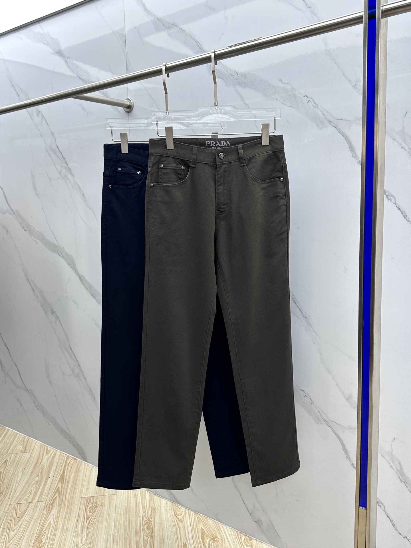🆕Prad*普拉达 🔥高端定制、2025早秋最新款牛仔裤 柜台同步发售 原版定制复刻 客供五金辅料 原单