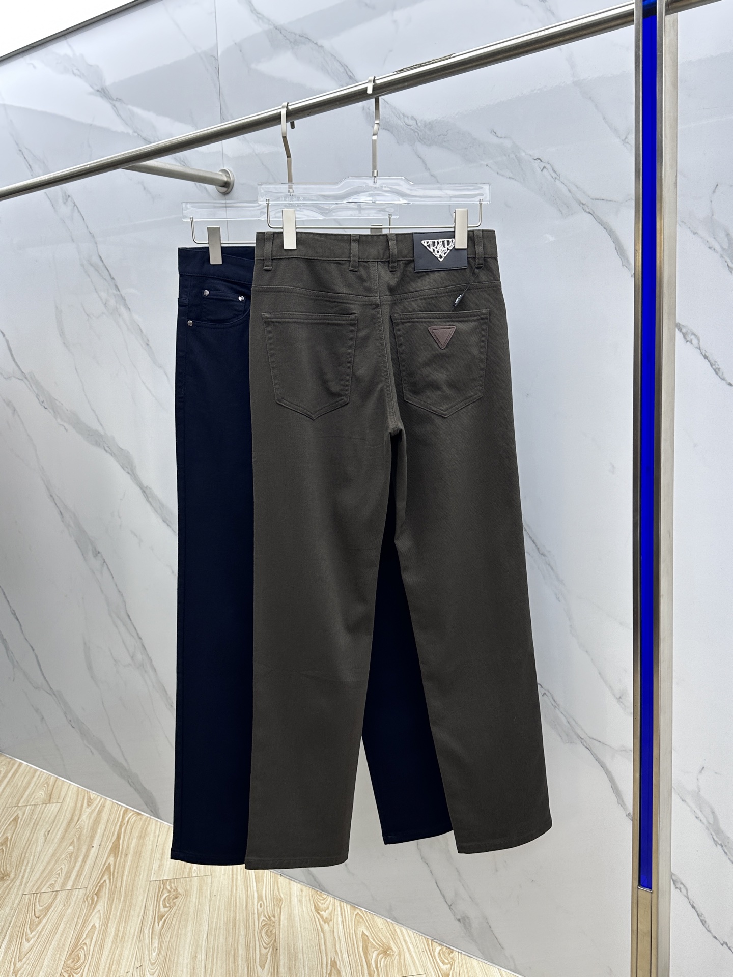 🆕Prad*普拉达 🔥高端定制、2025早秋最新款牛仔裤 柜台同步发售 原版定制复刻 客供五金辅料 原单