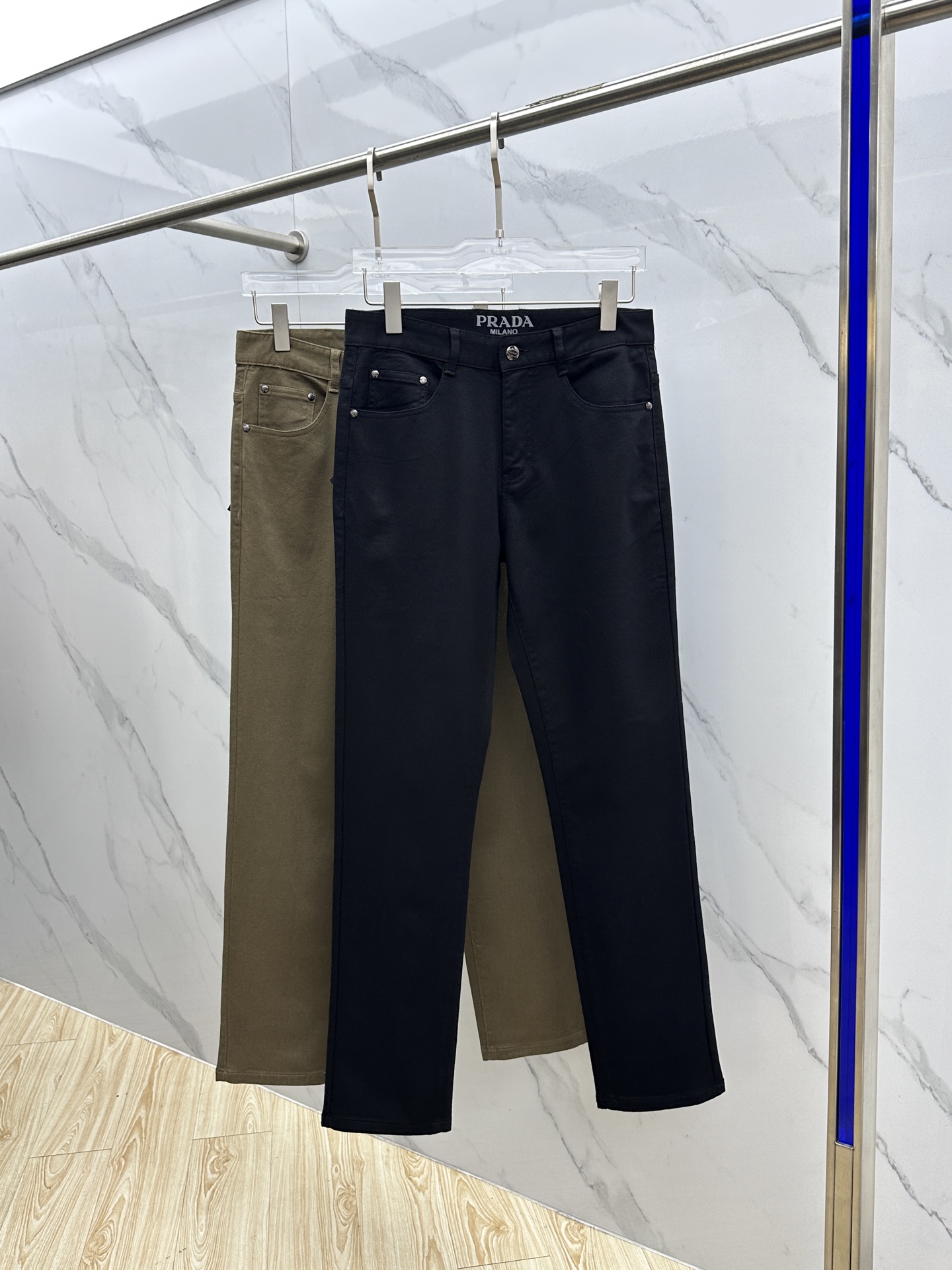 🆕Prad*普拉达 🔥高端定制、2025早秋最新款牛仔裤 柜台同步发售 原版定制复刻 客供五金辅料 原单