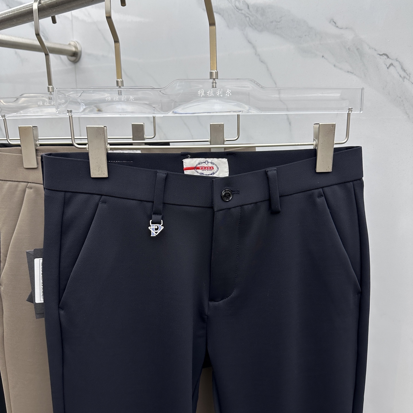 🆕Prad*普拉达 2025早秋新品休闲裤西裤，官网同步发售，裤身工艺设计，进口客供辅料、面料定制，代工