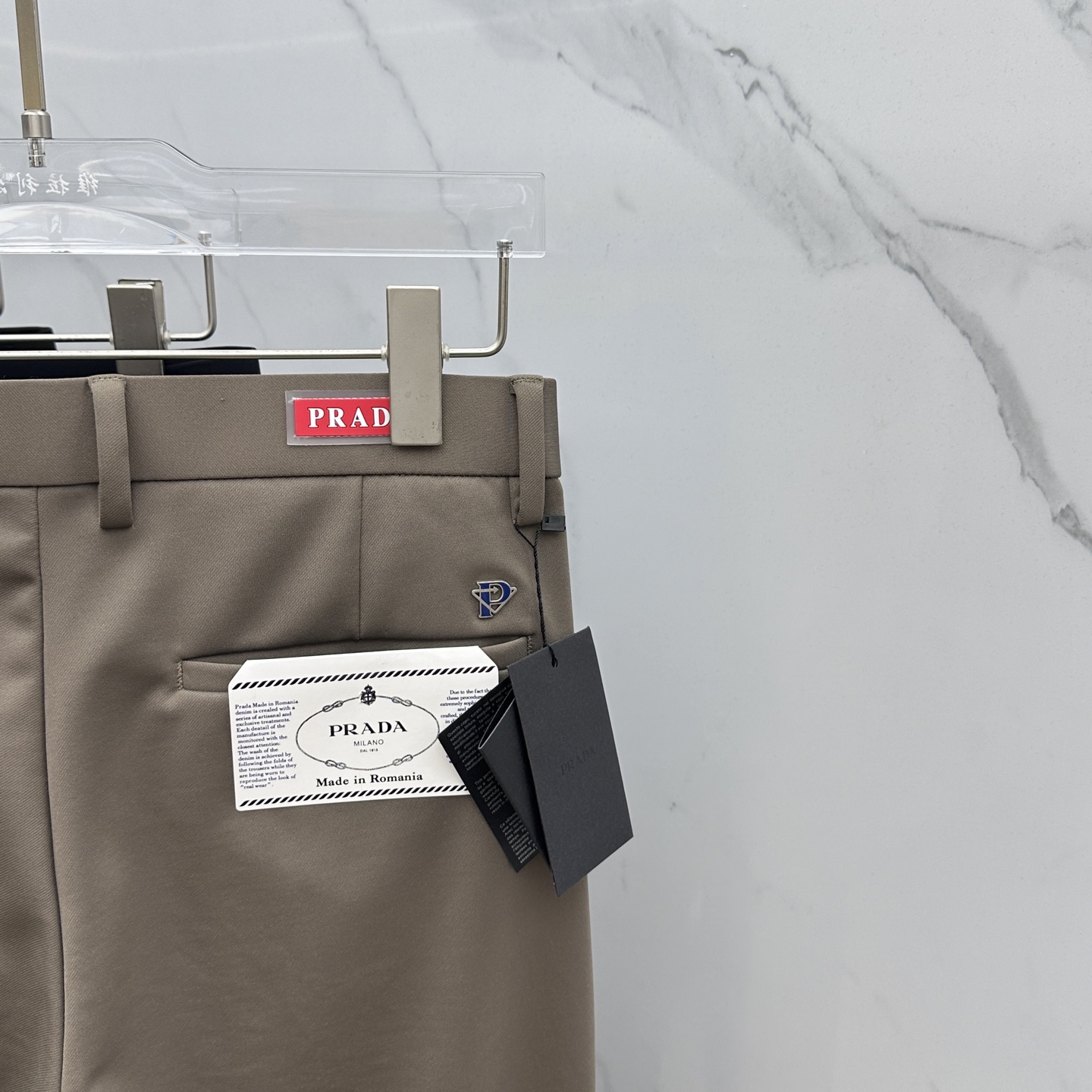 🆕Prad*普拉达 2025早秋新品休闲裤西裤，官网同步发售，裤身工艺设计，进口客供辅料、面料定制，代工