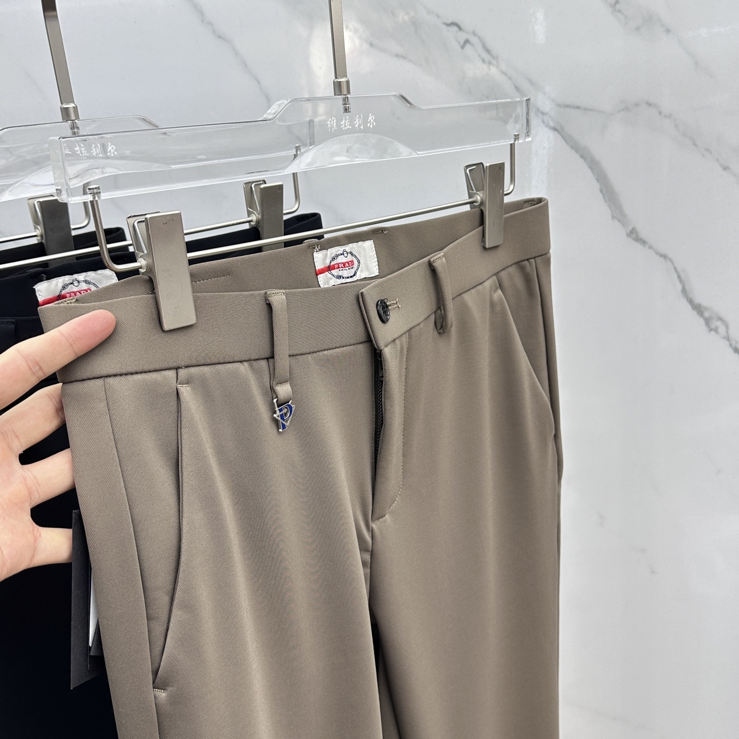 🆕Prad*普拉达 2025早秋新品休闲裤西裤，官网同步发售，裤身工艺设计，进口客供辅料、面料定制，代工