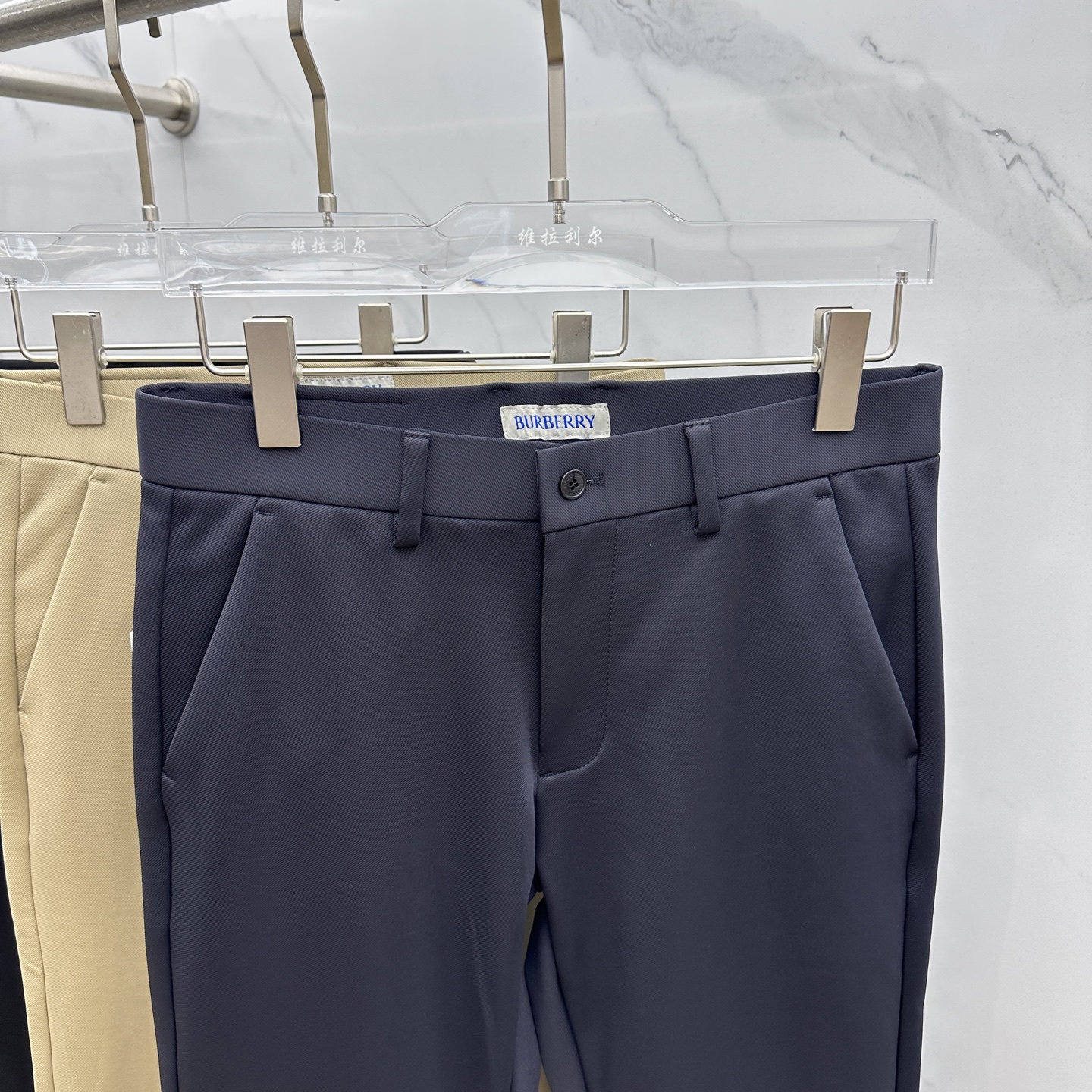 🆕Burberry*巴宝莉 2025早秋新品休闲裤西裤，官网同步发售，裤身工艺设计，进口客供辅料、面料定