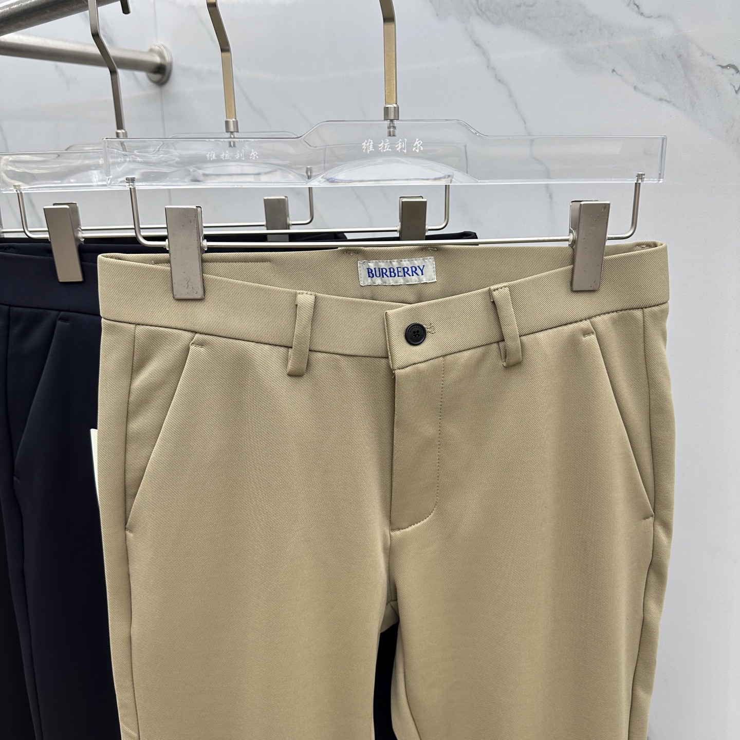 🆕Burberry*巴宝莉 2025早秋新品休闲裤西裤，官网同步发售，裤身工艺设计，进口客供辅料、面料定