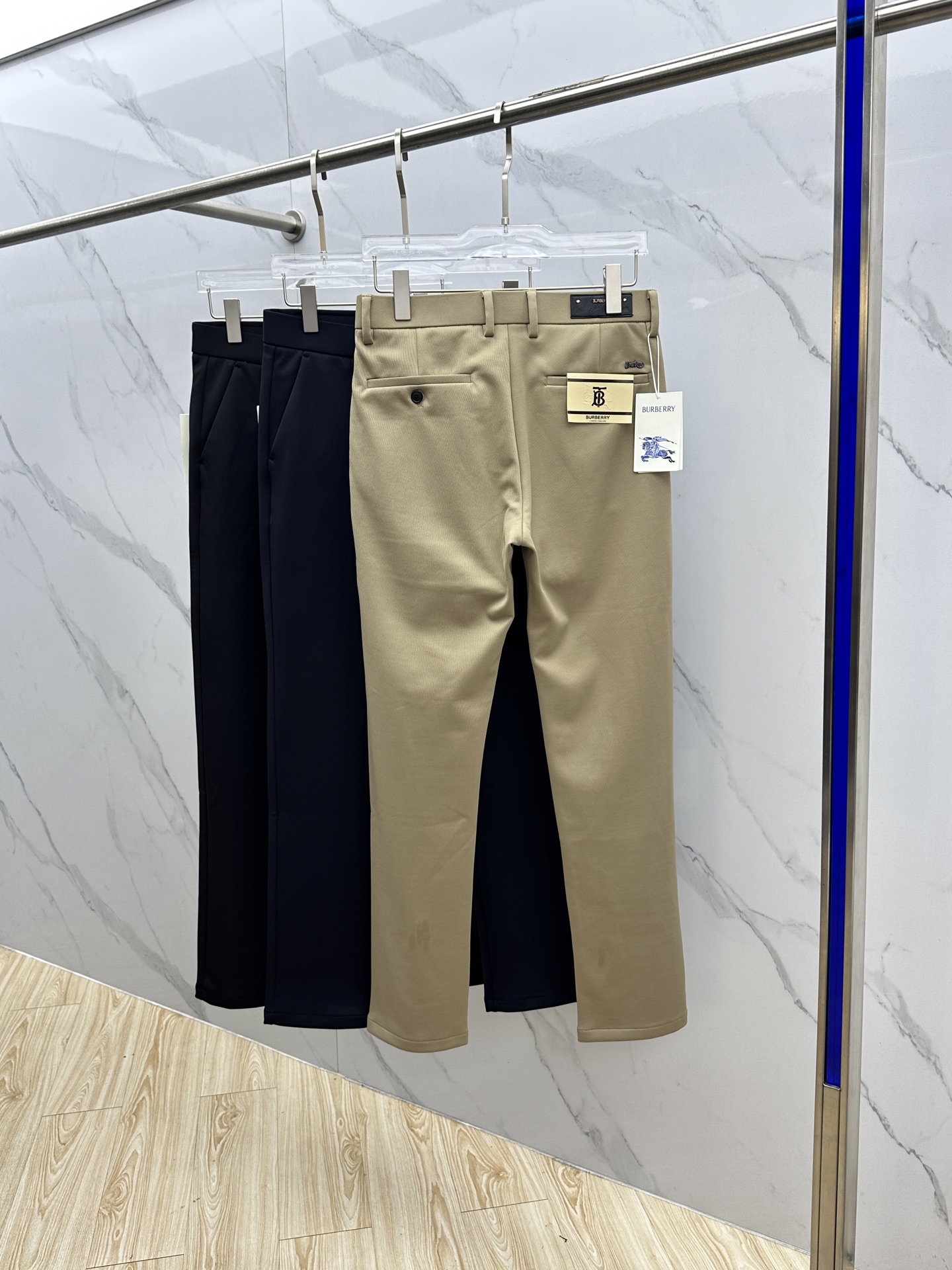 🆕Burberry*巴宝莉 2025早秋新品休闲裤西裤，官网同步发售，裤身工艺设计，进口客供辅料、面料定