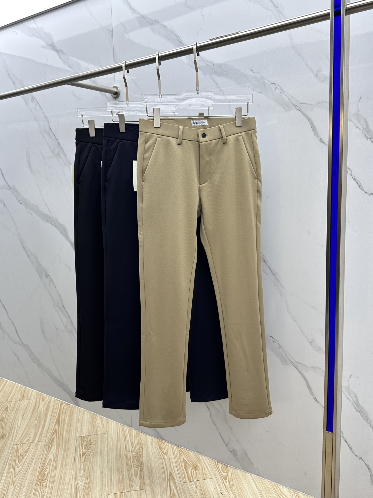 🆕Burberry*巴宝莉 2025早秋新品休闲裤西裤，官网同步发售，裤身工艺设计，进口客供辅料、面料定