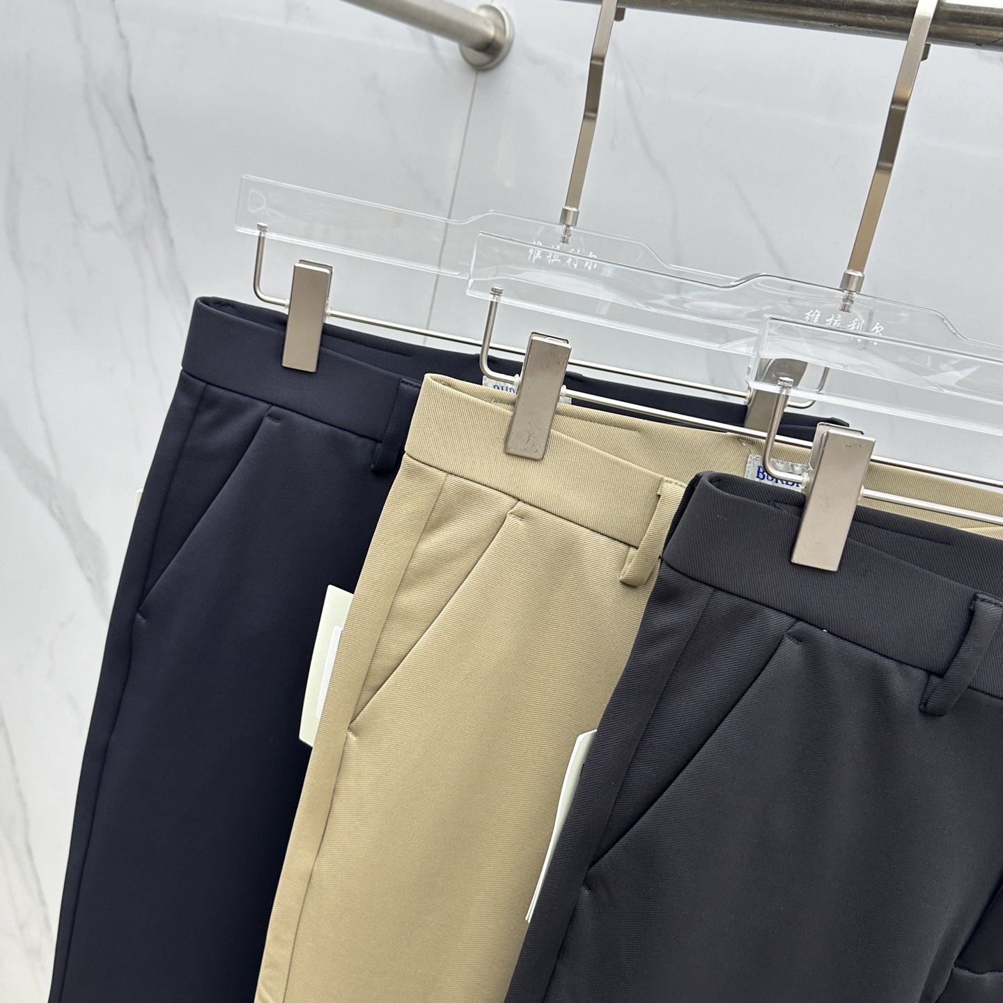 🆕Burberry*巴宝莉 2025早秋新品休闲裤西裤，官网同步发售，裤身工艺设计，进口客供辅料、面料定