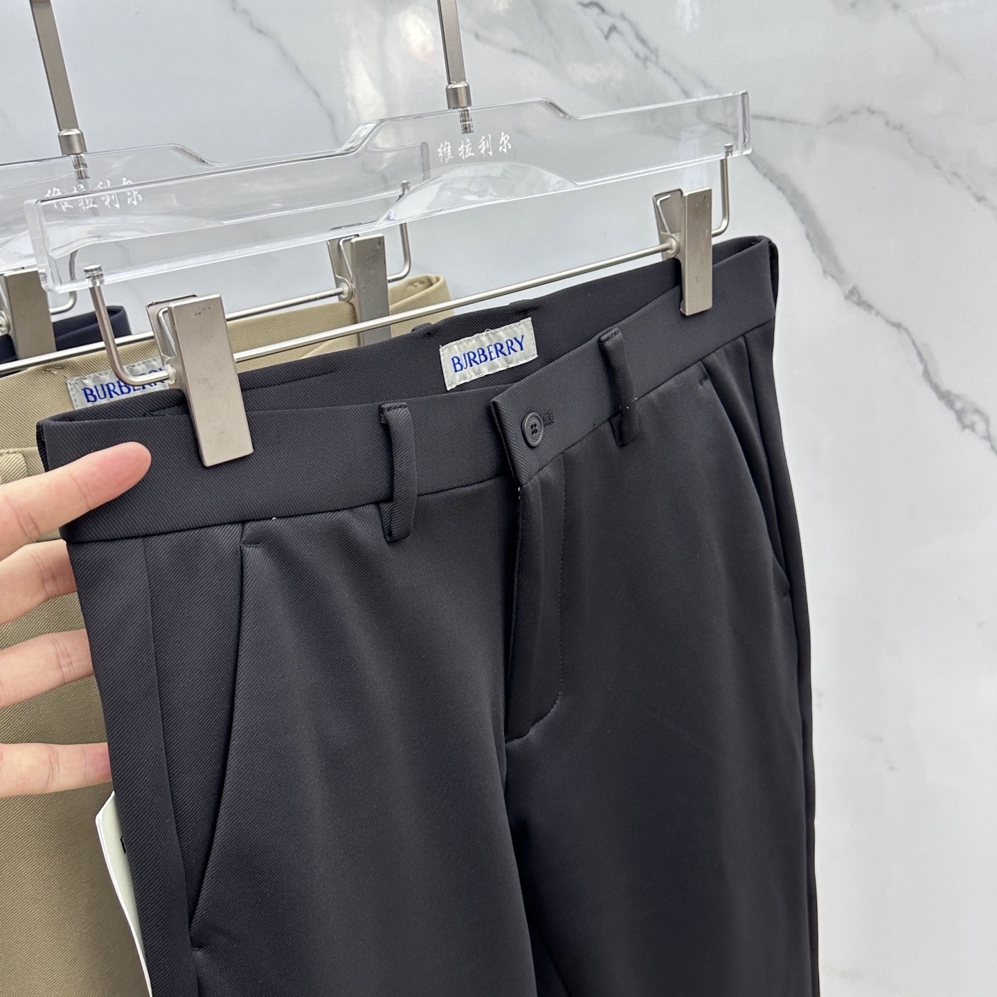 🆕Burberry*巴宝莉 2025早秋新品休闲裤西裤，官网同步发售，裤身工艺设计，进口客供辅料、面料定