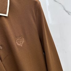 🆕lP🆕 秋冬新款男士标识短袖Polo衫,延续经典商务休闲翻领POLO恤.该款Polo衫采用丝光双面棉质 🆕lP🆕 秋冬新款男士标识短袖Polo衫,延续经典商务休闲翻领POLO恤.该款Polo衫采用丝光双面棉质