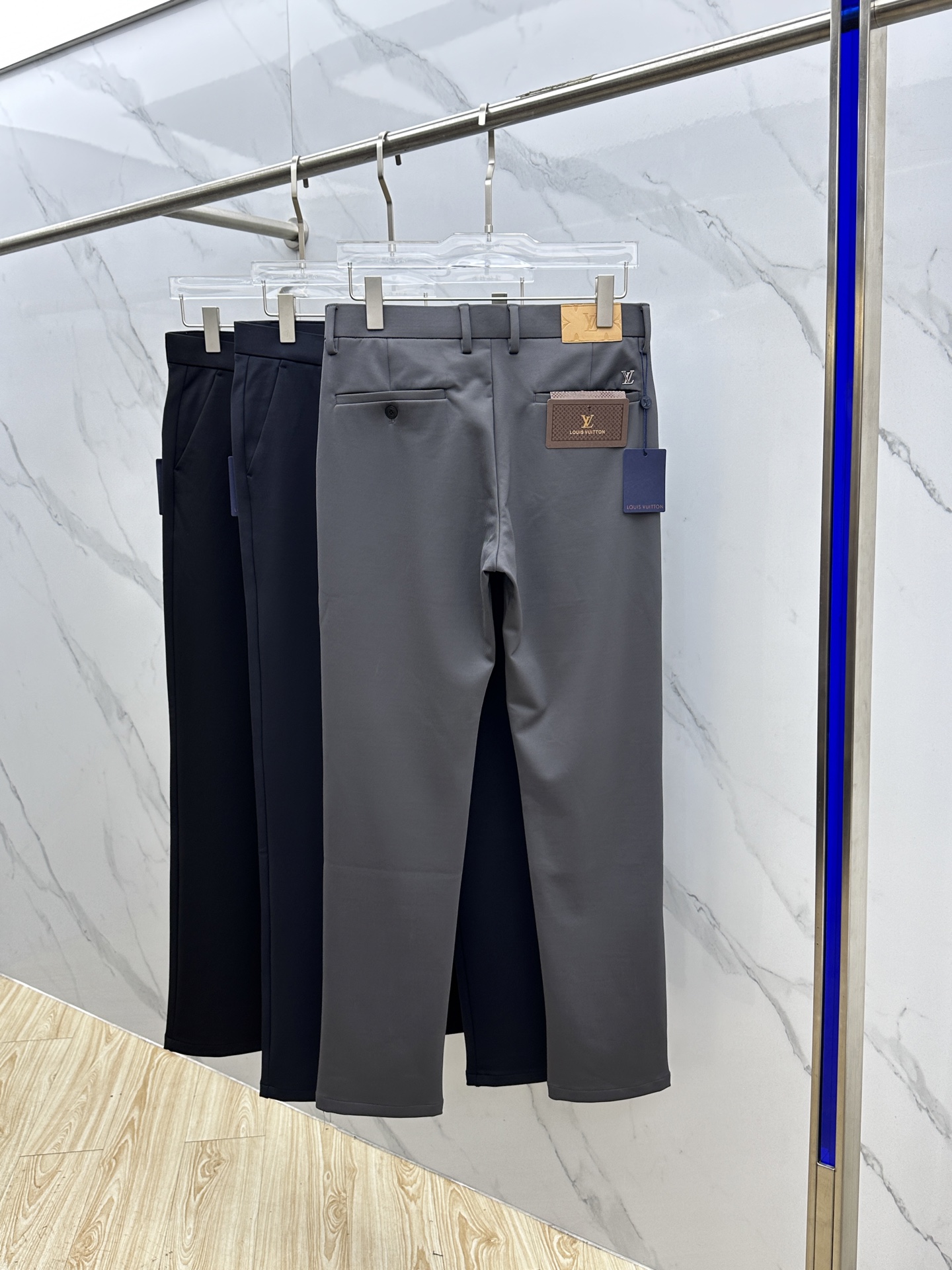 🆕1V*路易威登 2025早秋新品休闲裤西裤，官网同步发售，裤身工艺设计，进口客供辅料、面料定制，代工厂