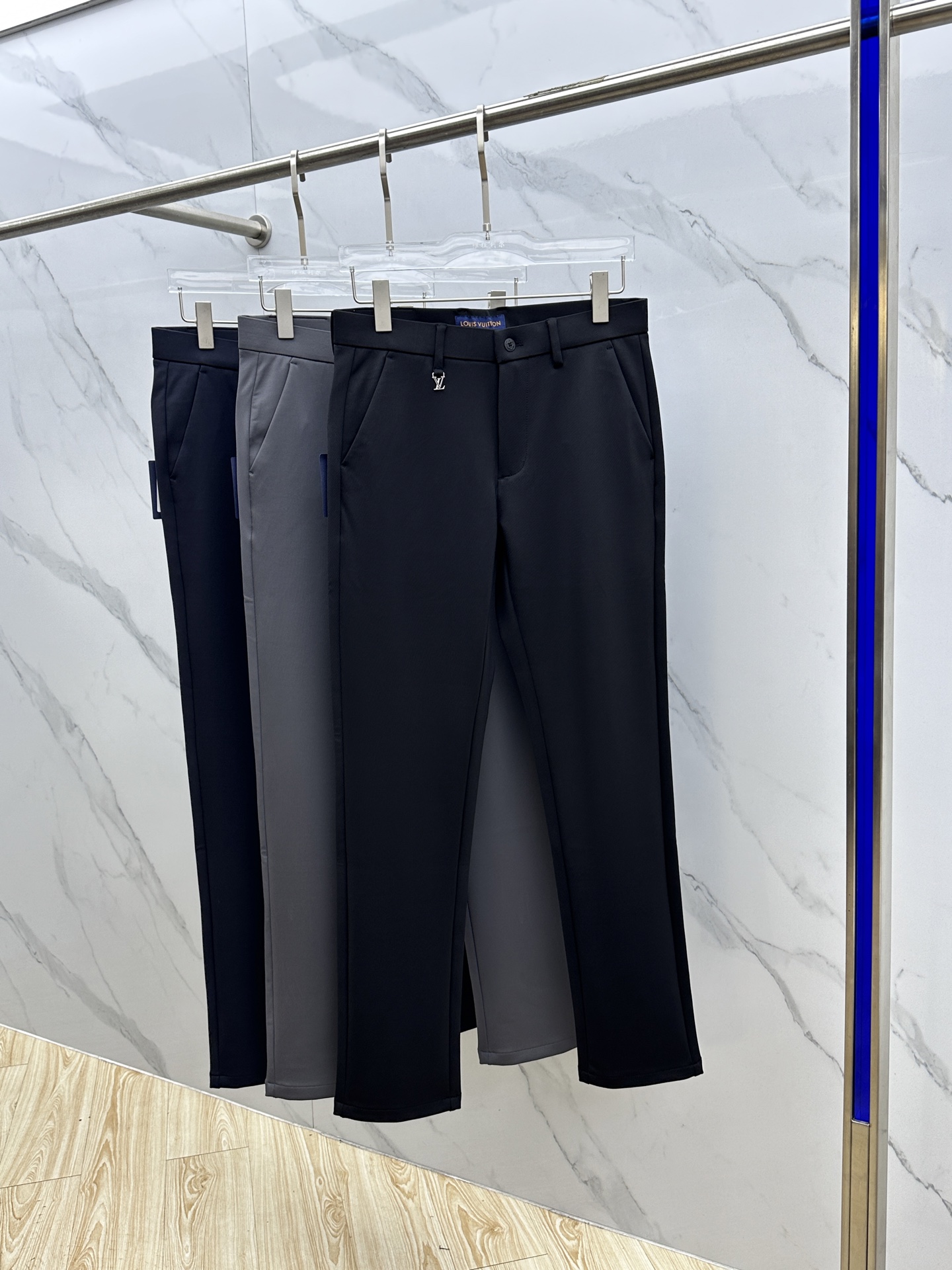 🆕1V*路易威登 2025早秋新品休闲裤西裤，官网同步发售，裤身工艺设计，进口客供辅料、面料定制，代工厂